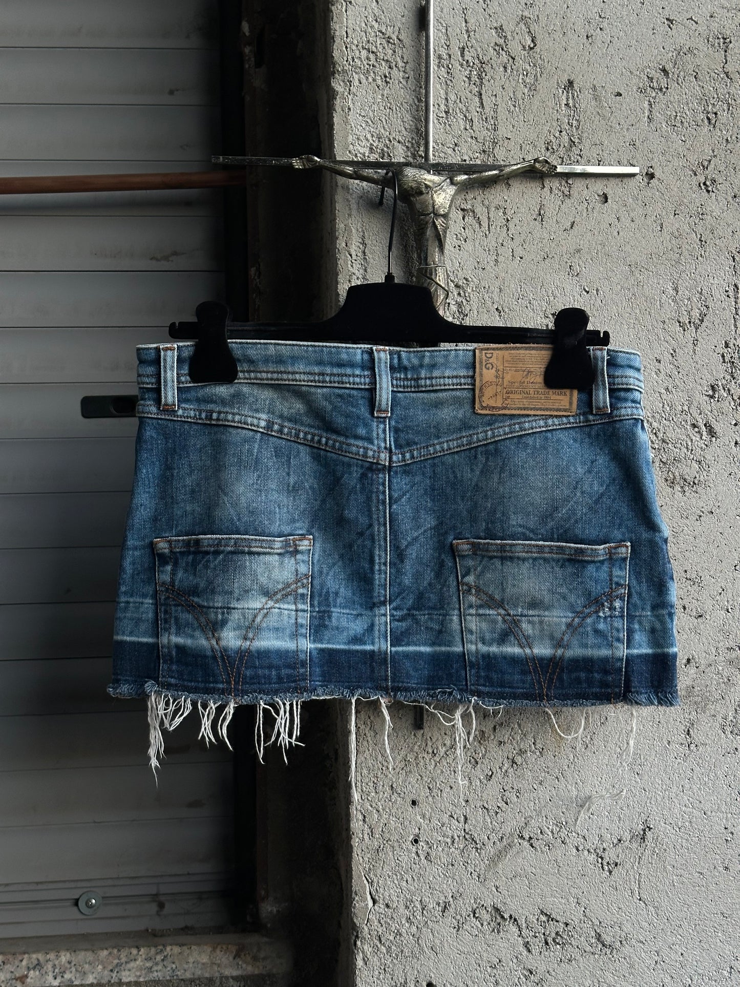 DOLCE & GABBANA DENIM MINI SKIRT