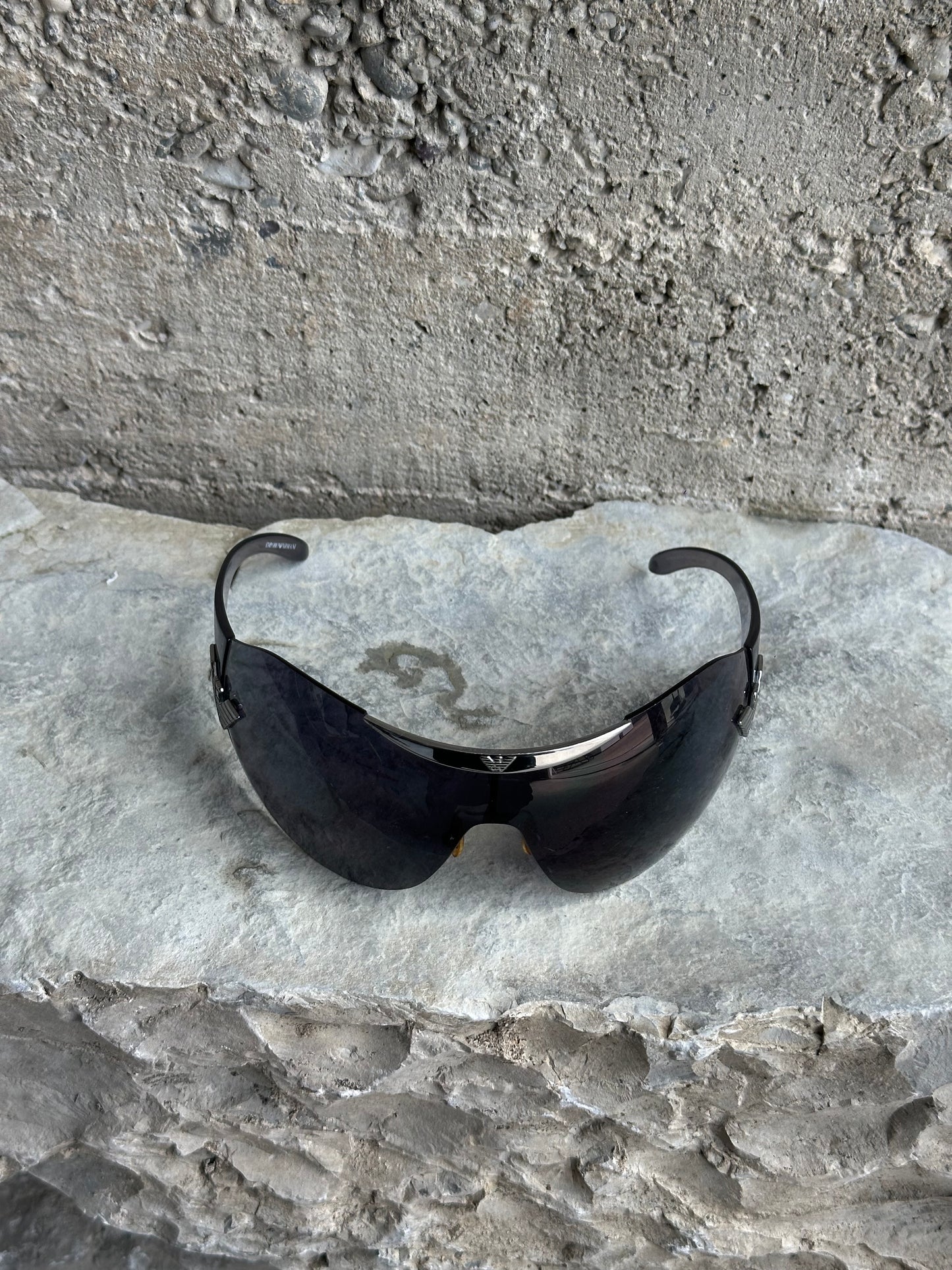 ARMANI BLACK SUNGLASSES