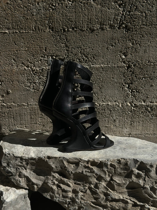 RICK OWENS NAUTILUS CANTILEVERED GLADIATOR WEDGE LEATHER SANDALS