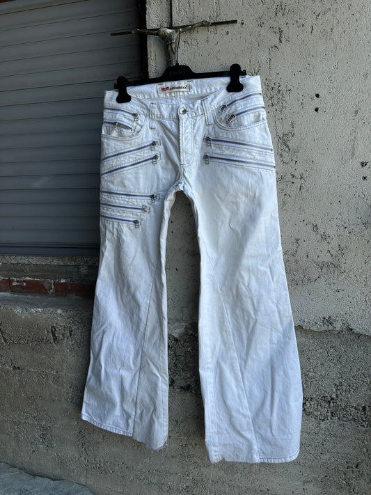 MULTI ZIPPED WHITE DENIM FLARED PANTS