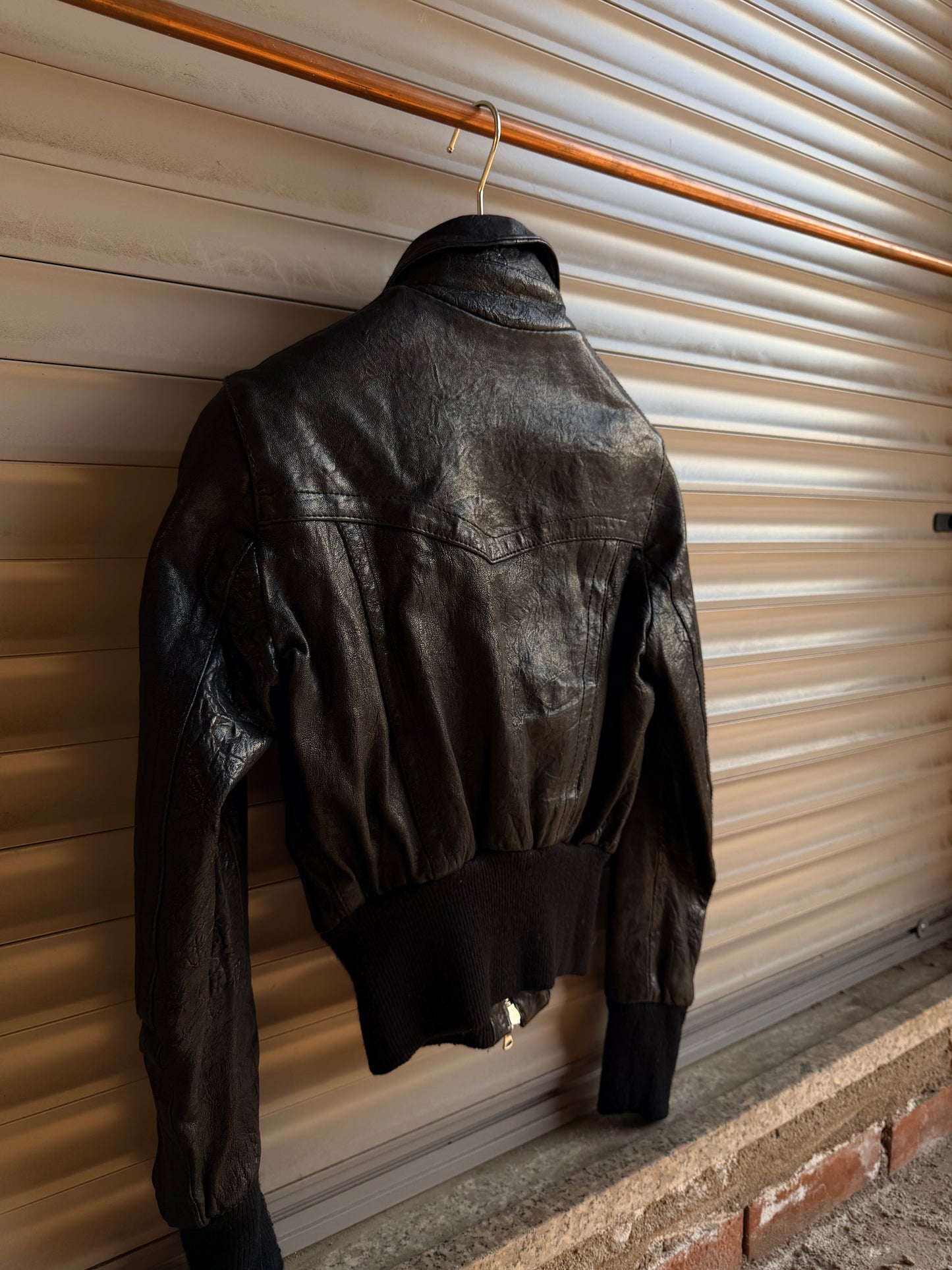 CROPPED BOMBER LEATHER