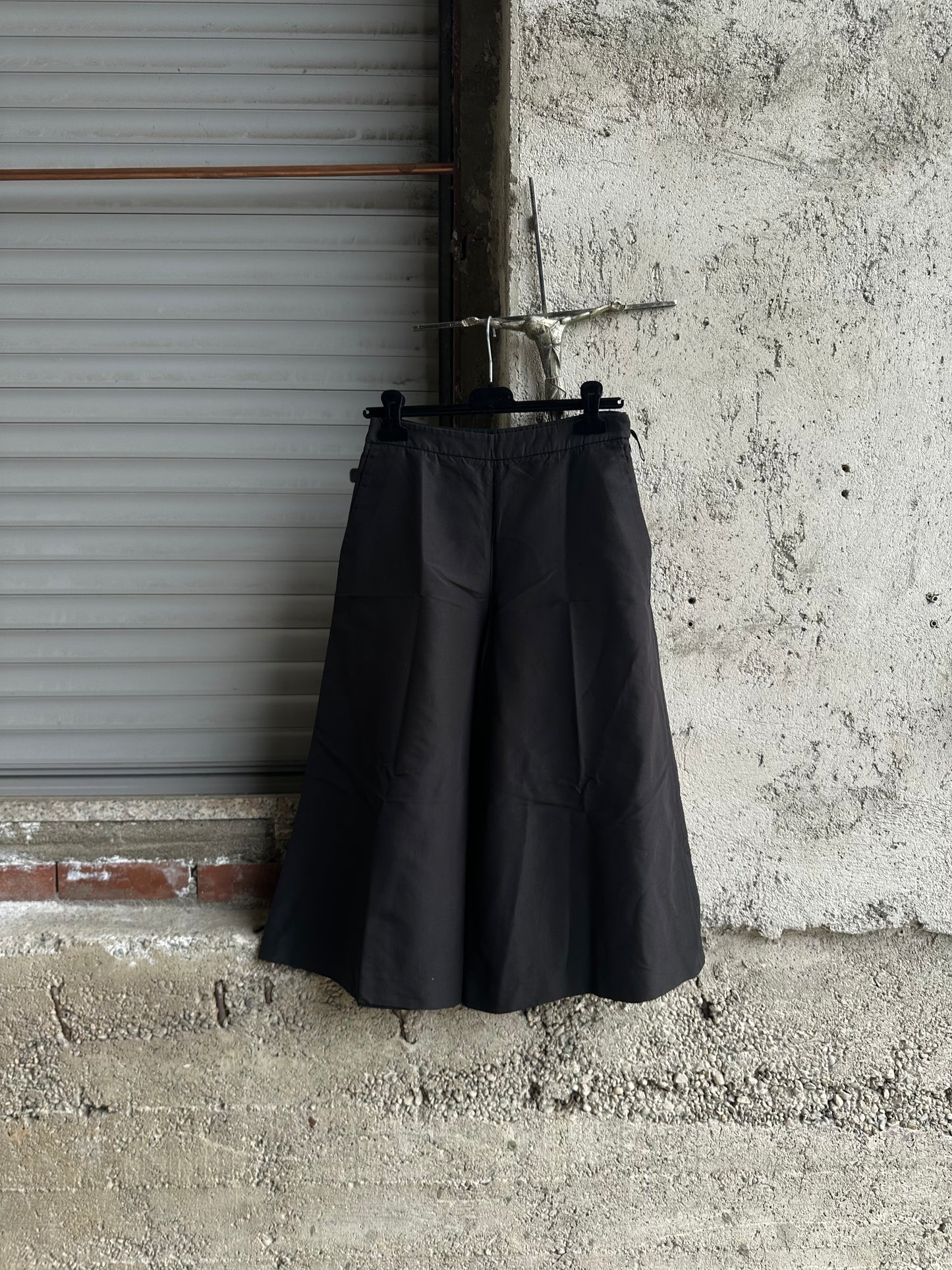 PRADA LOW WAIST BALOON NYLON JORTS
