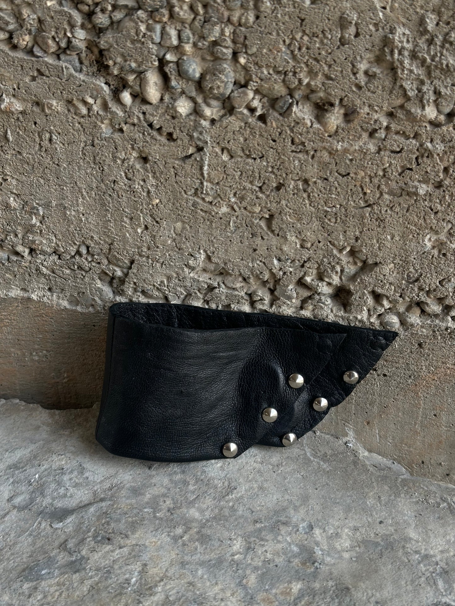 ALEKSANDER CECCO HANDMADE LEATHER STUDDED BRACELET