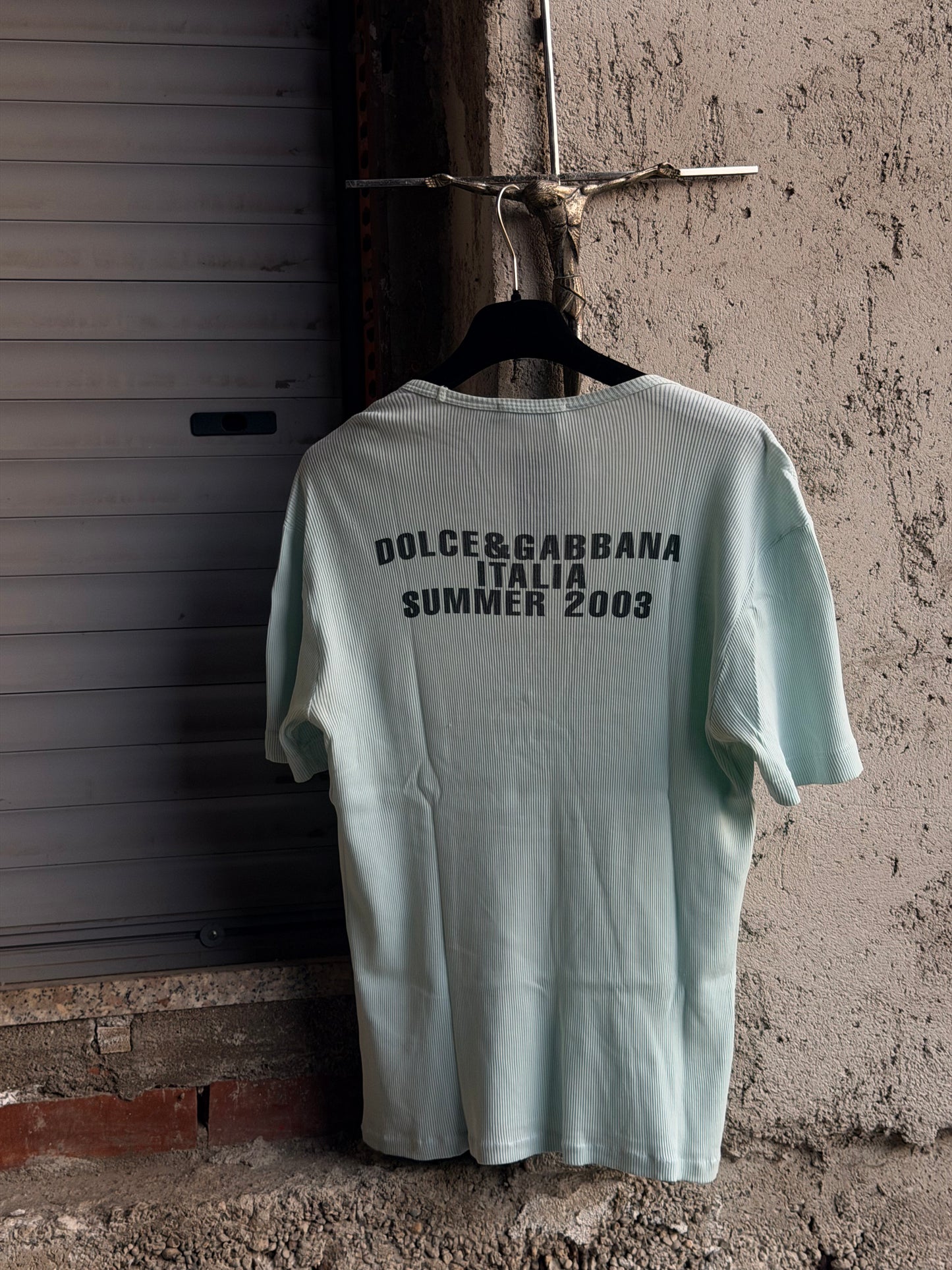 DOLCE & GABBANA RIBBED V NECK SUMMER TEE