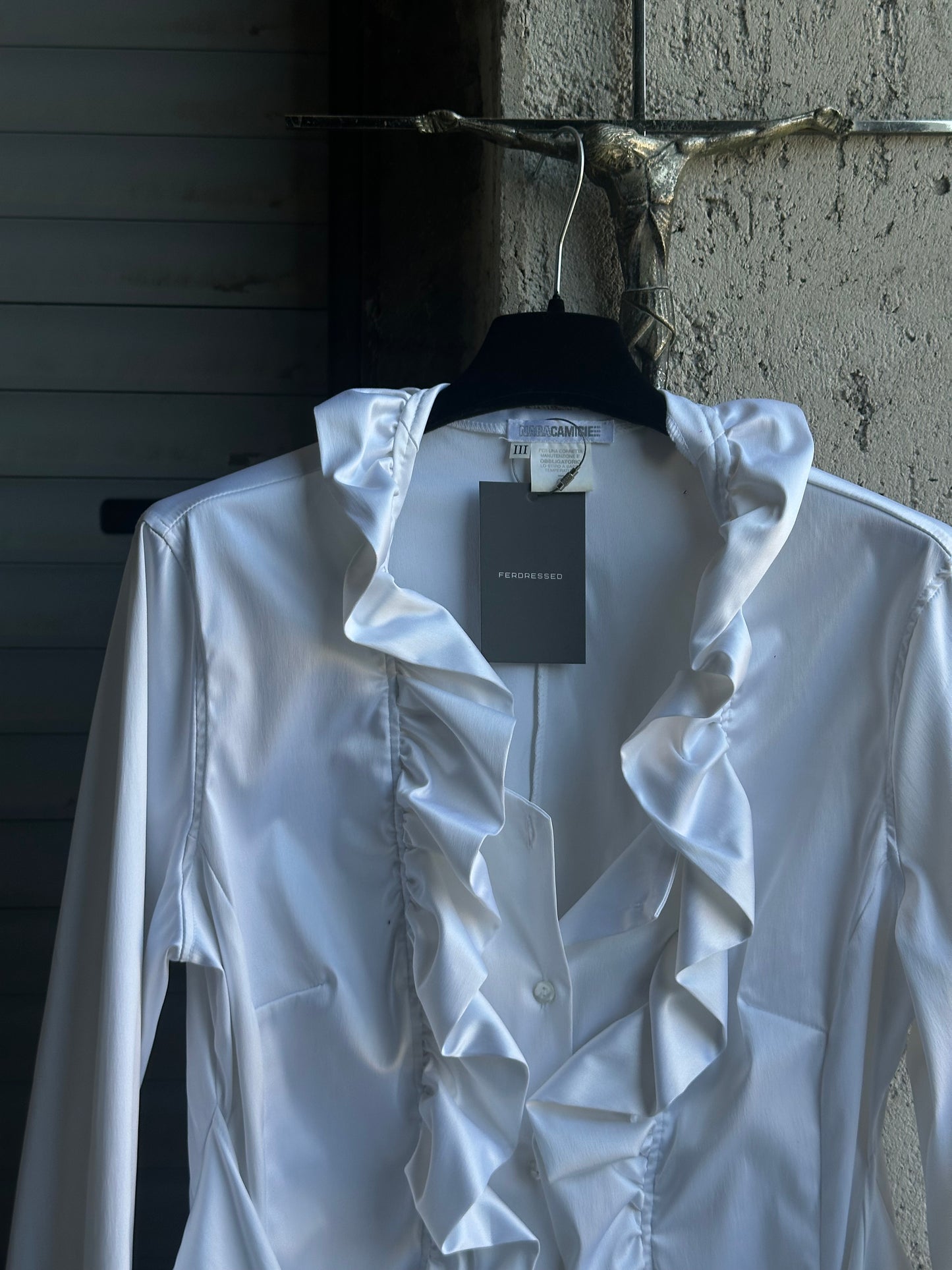 WHITE SILK SHIRT