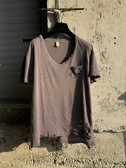 DISTRESSED GREY T-SHIRT