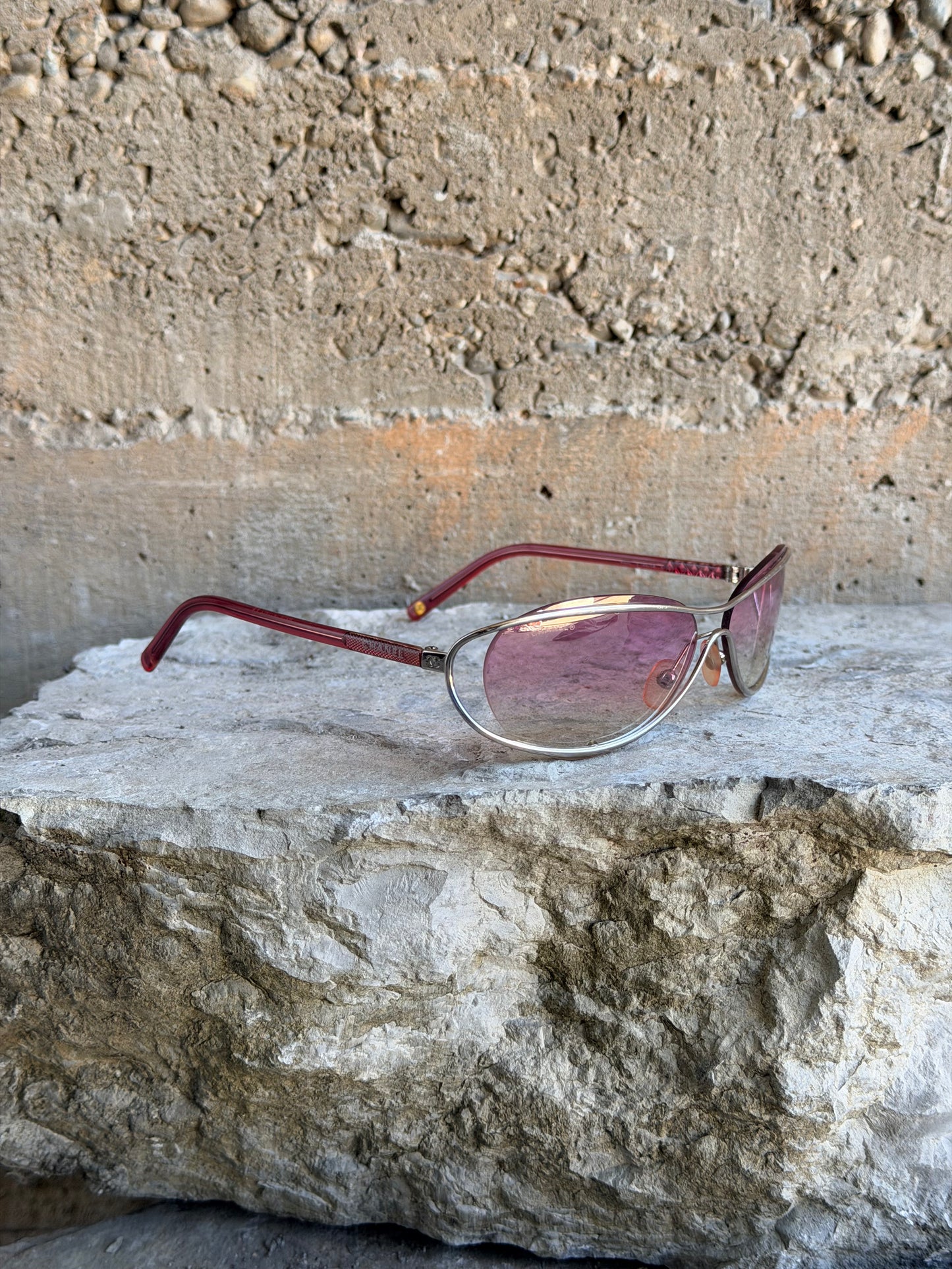 CHANEL EARLY 2000’ RUNWAY PINK SUNGLASSES