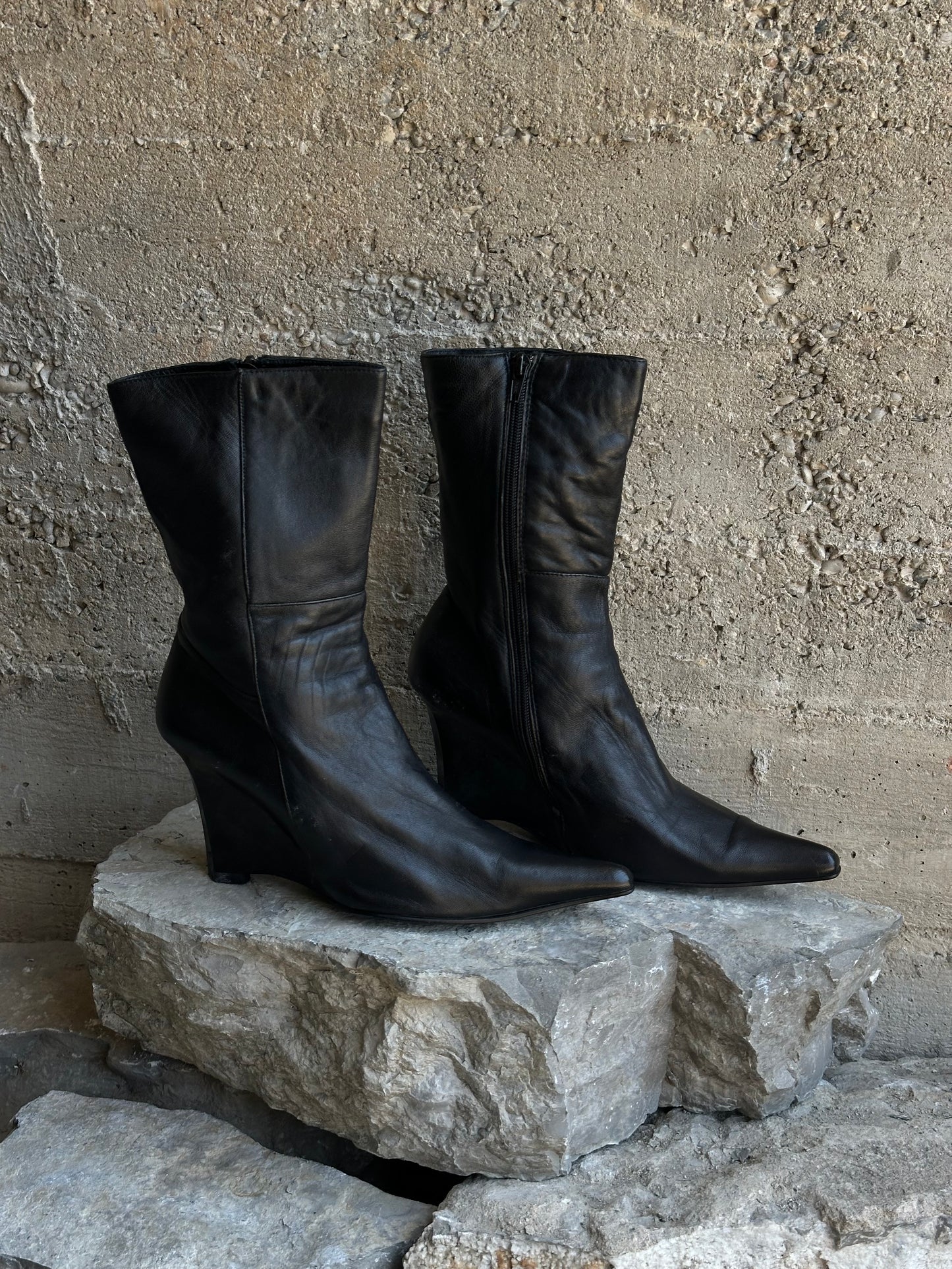 LEATHER WEDGE BOOTS