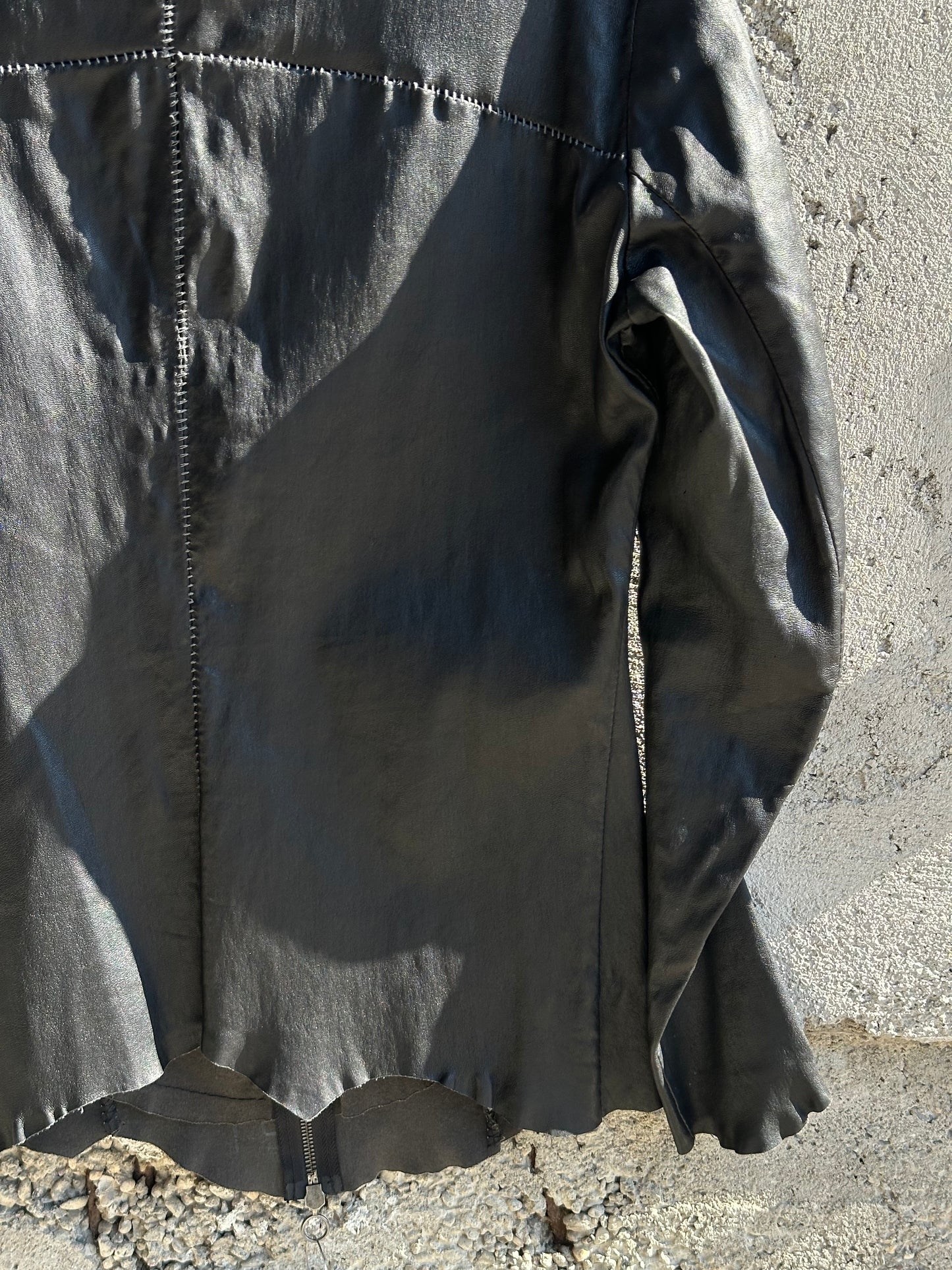 REVERSE STITCHING CROSS LEATHER JACKET