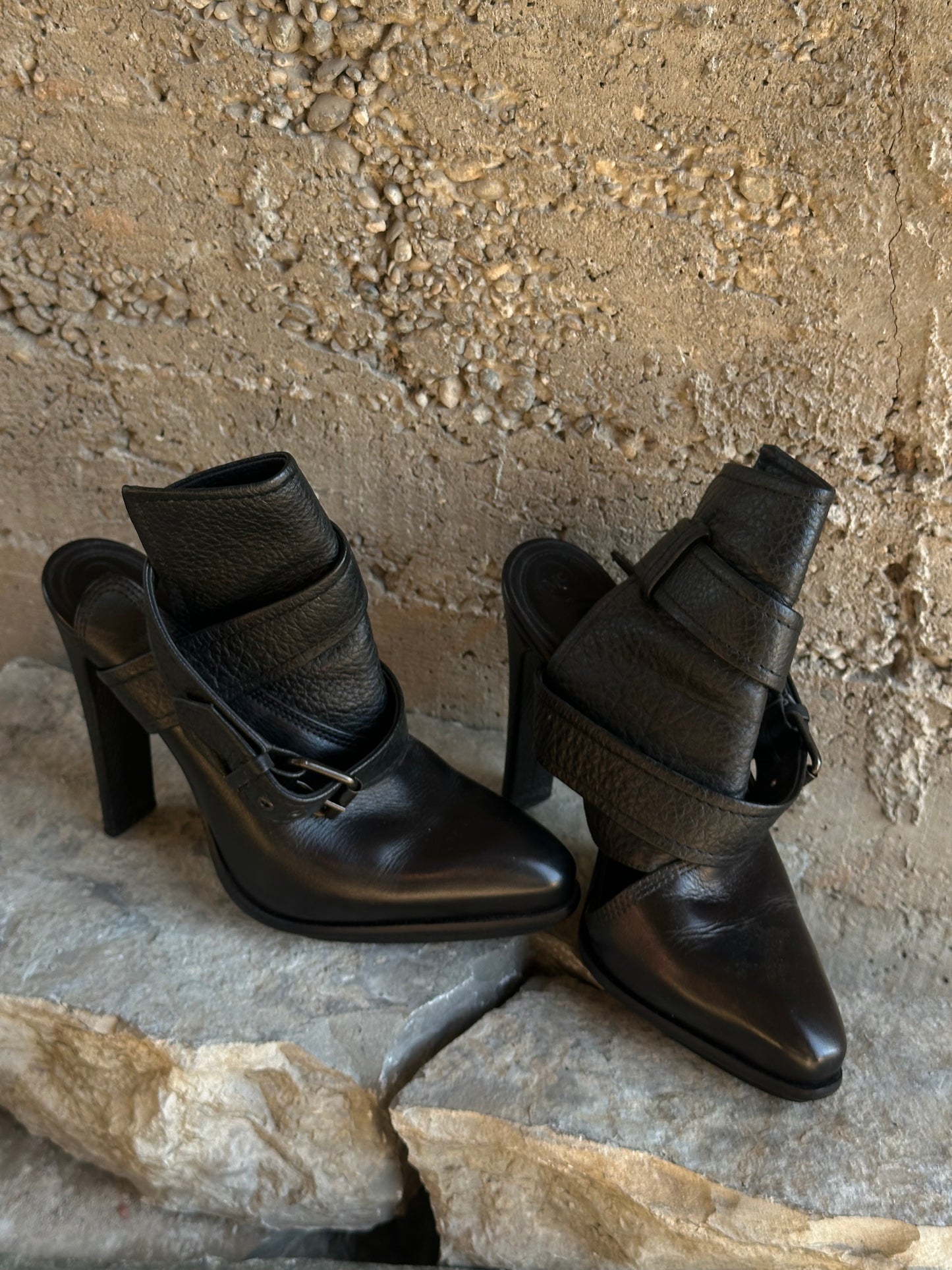 ALEXANDER MCQUEEN FOLDED RUNWAY HEELS