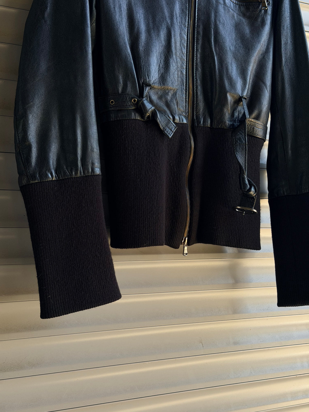 CROPPED SILHOUETTE LEATHER JACKET