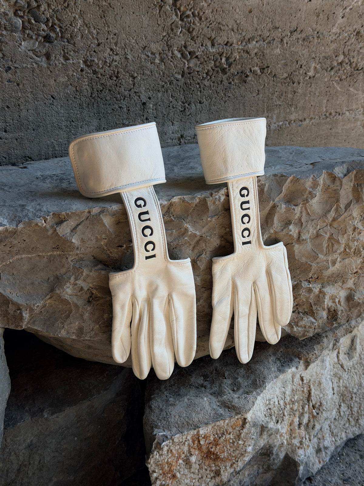 GUCCI LEATHER GLOVES