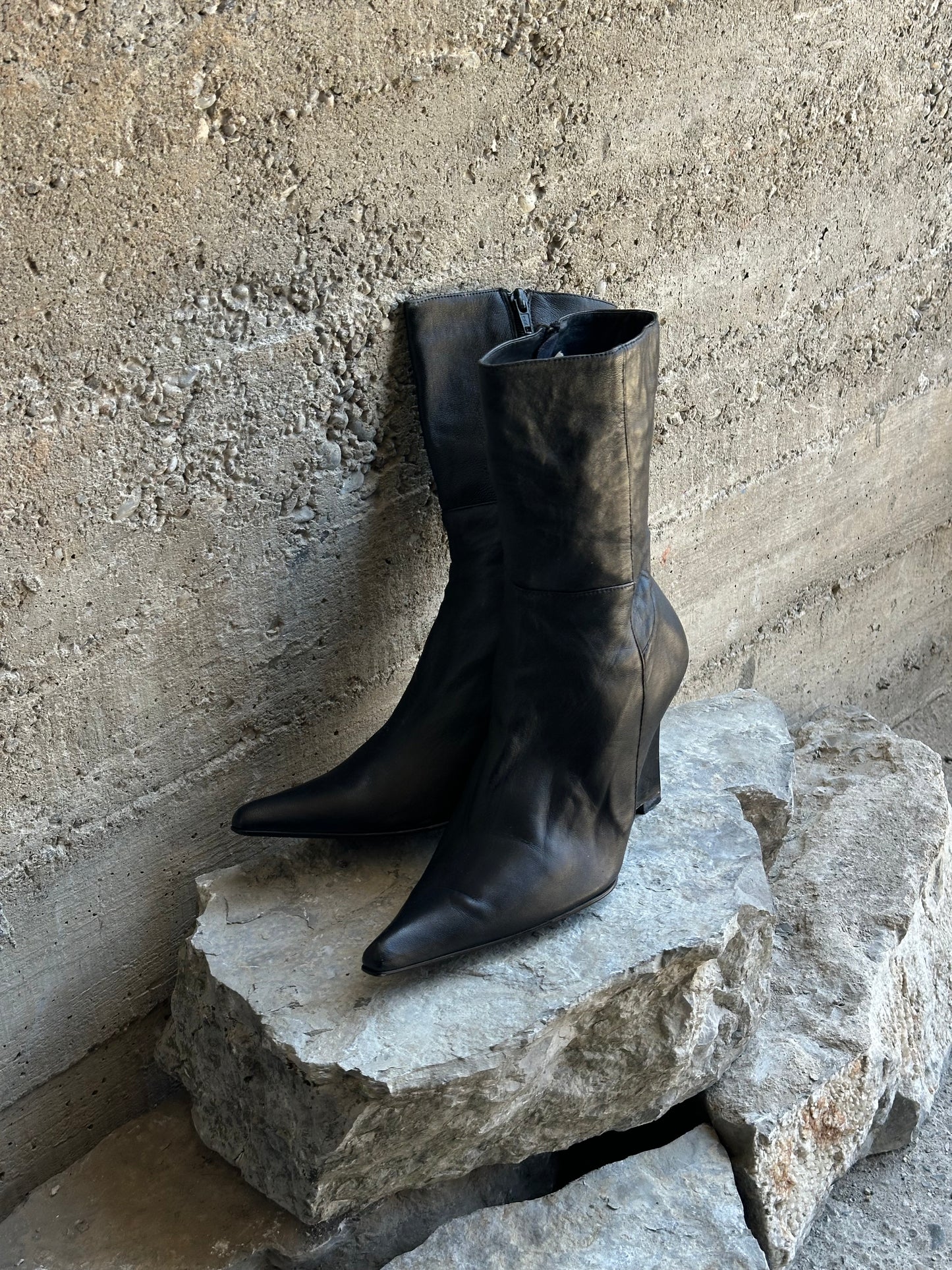 LEATHER WEDGE BOOTS