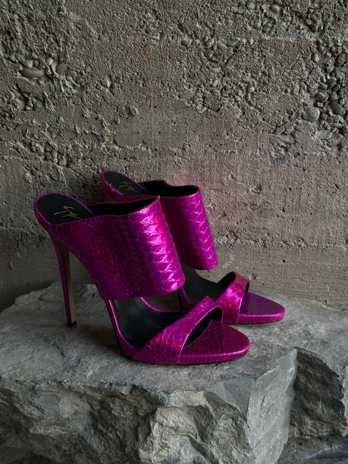 GIUSEPPE ZANOTTI PINK CROCO MULES