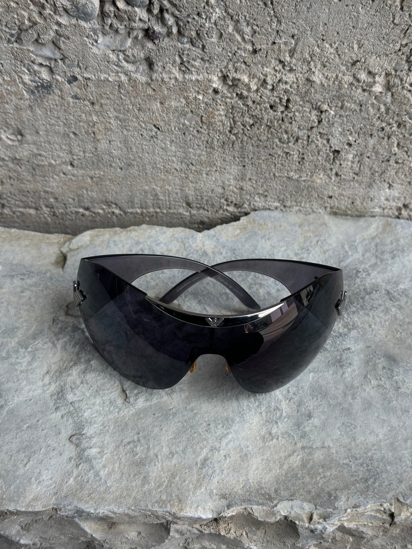 ARMANI BLACK SUNGLASSES