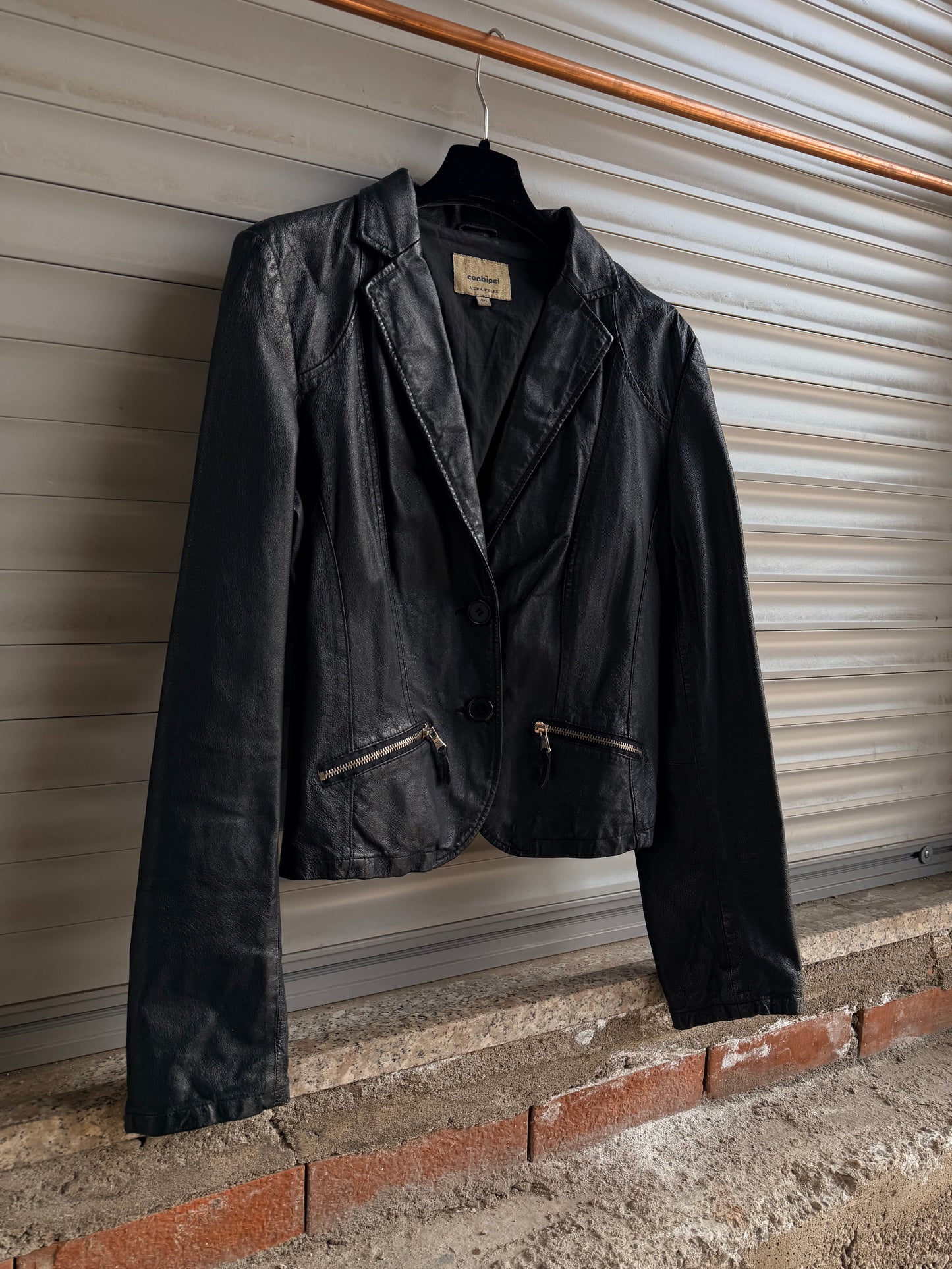 WASHED LEATHER BLAZER
