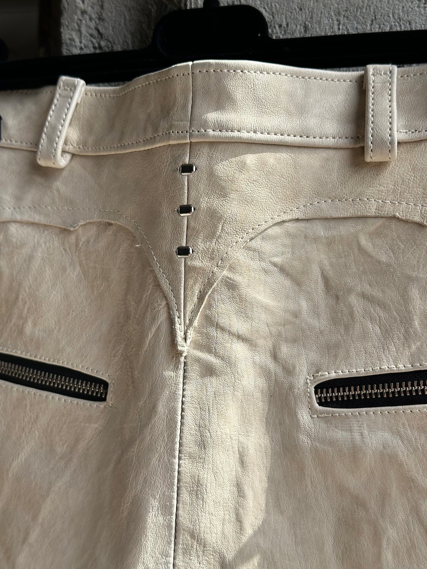 ALEKSANDER CECCO MONUMENTUS LUX TIBIA CUT PANTS