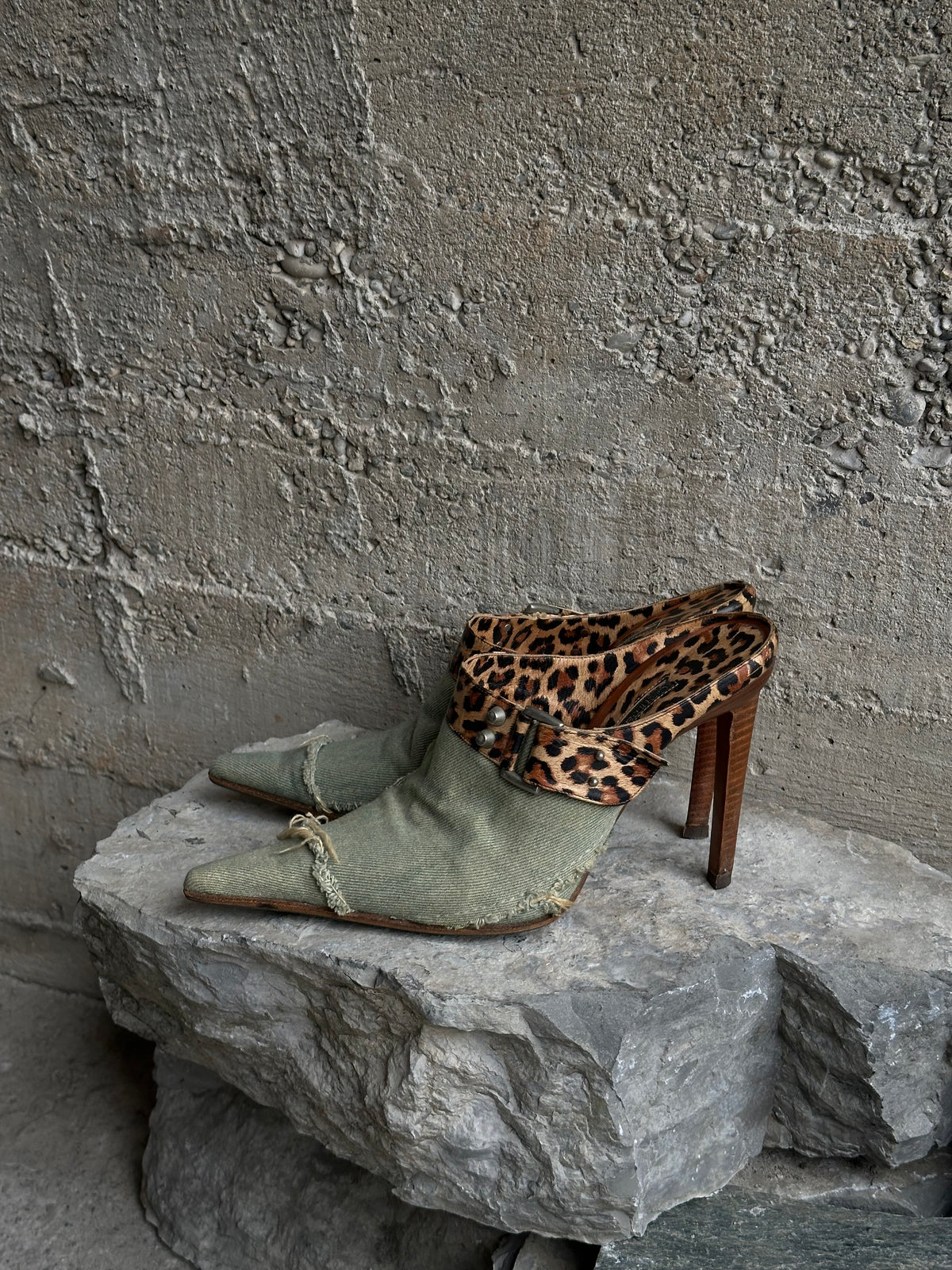 GIANMARCO LORENZI DENIM & LEOPARD MULES