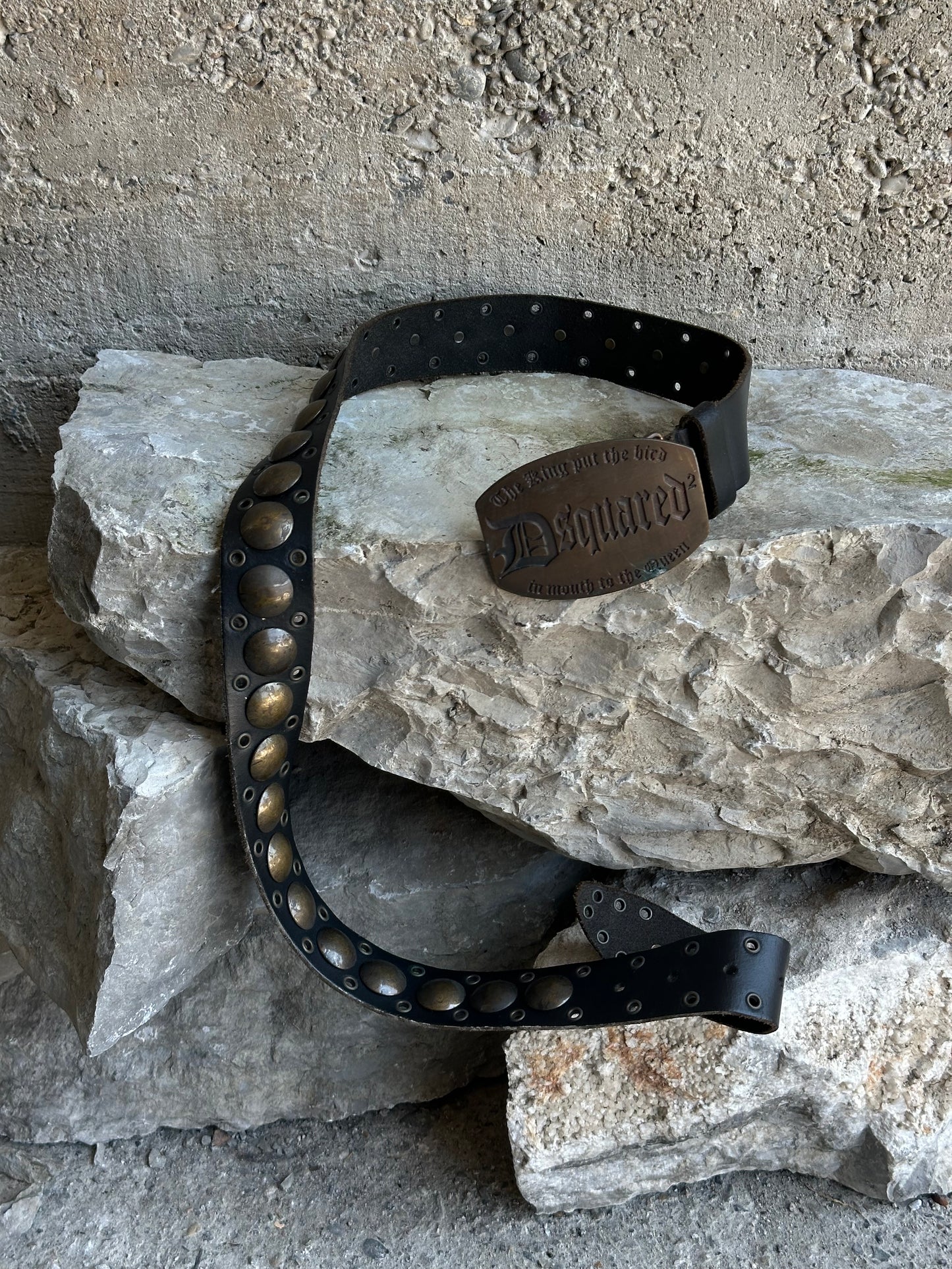 DSQUARED2 “The king put the bird in the mouth to the queen” BROWN LEATHER STUDDED BELT