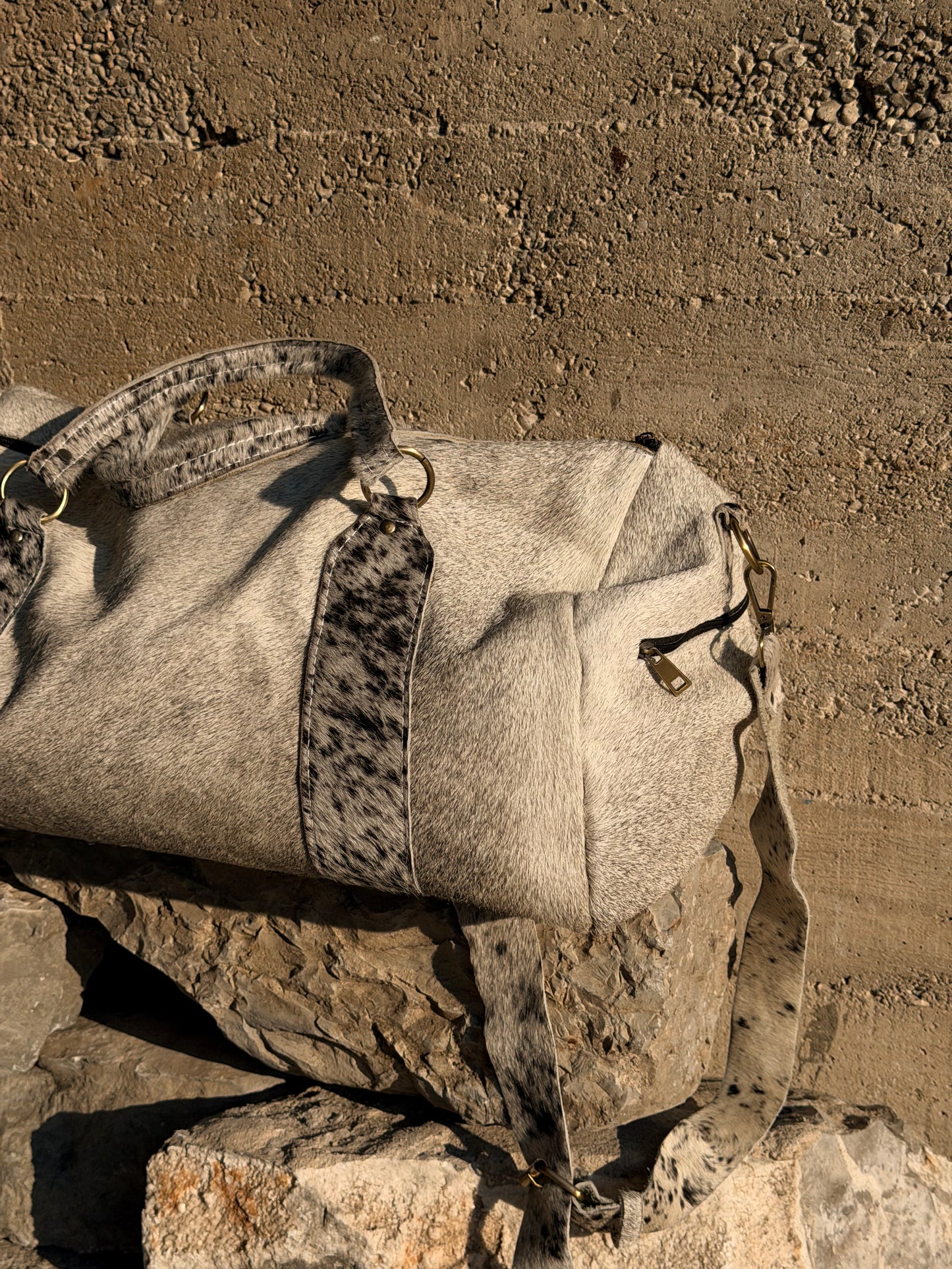 COWHIDE TRAVEL BAG