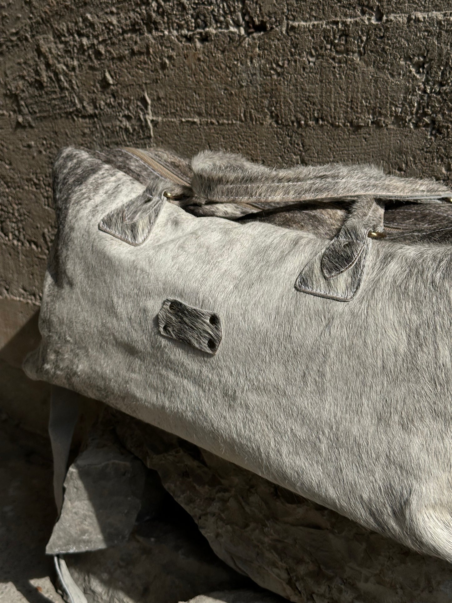 HANDMADE WHITE & GREY PONYHAIR TRAVEL BAG