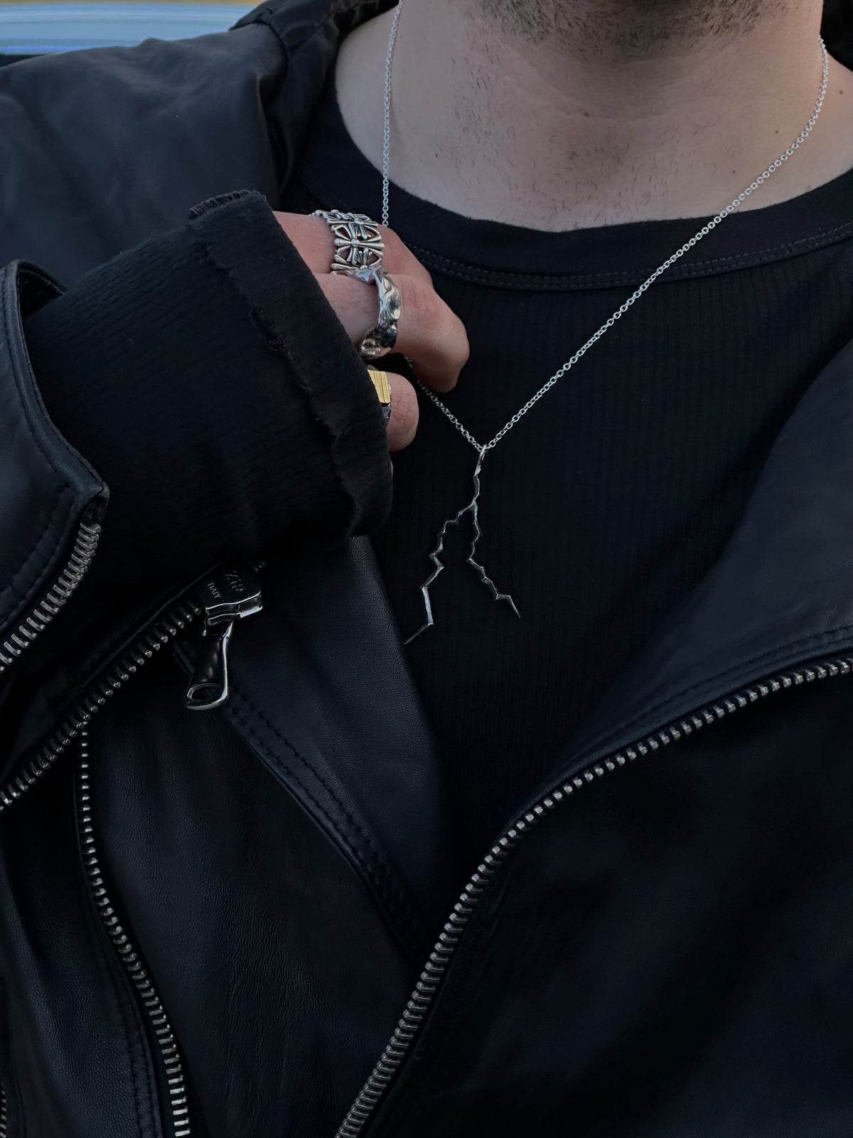BIG LIGHTNING SILVER NECKLACE BY V
