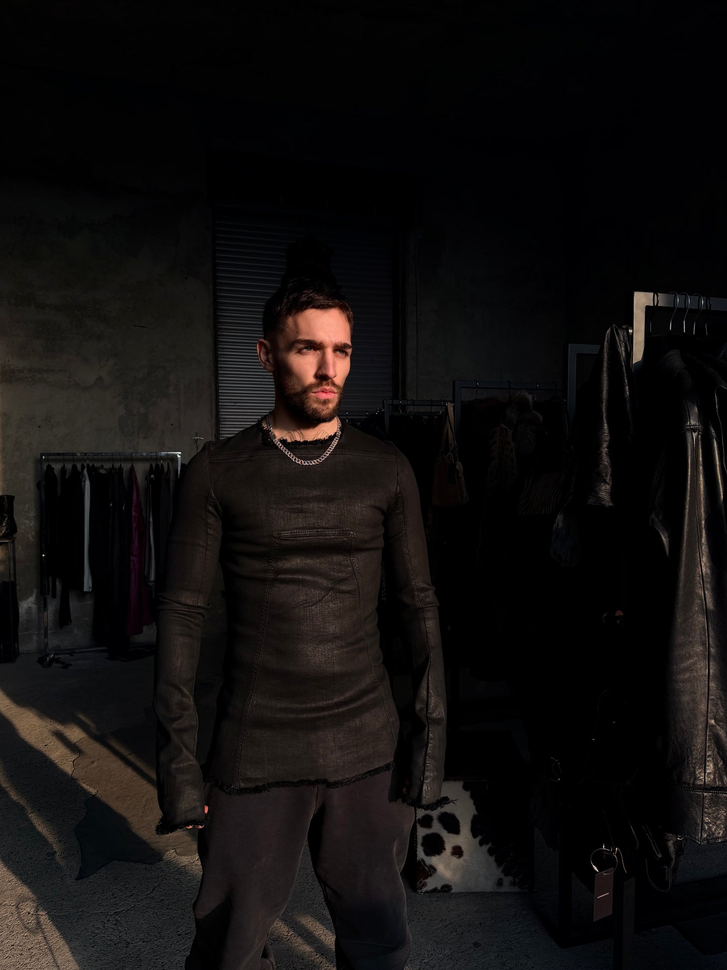 RICK OWENS WAXED BACK ZIPPED LONG SLEEVES