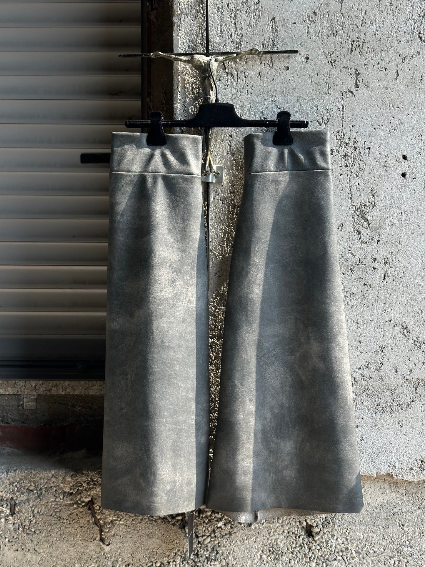 GREY LEG WARMERS