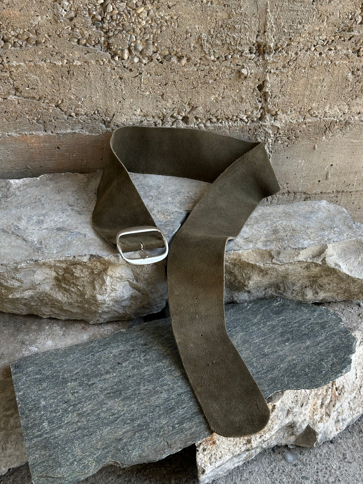 GREEN SUEDE BELT