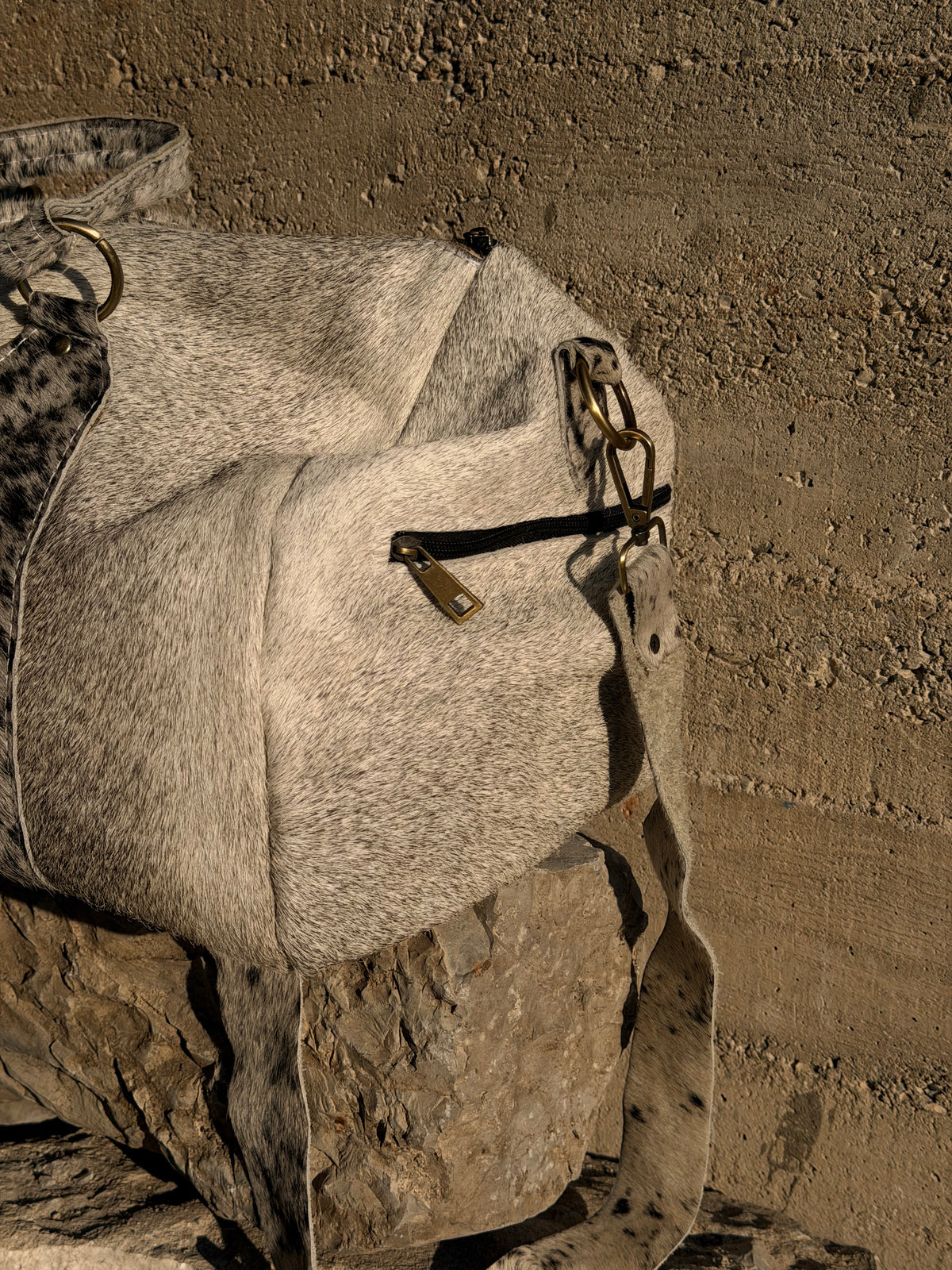 COWHIDE TRAVEL BAG