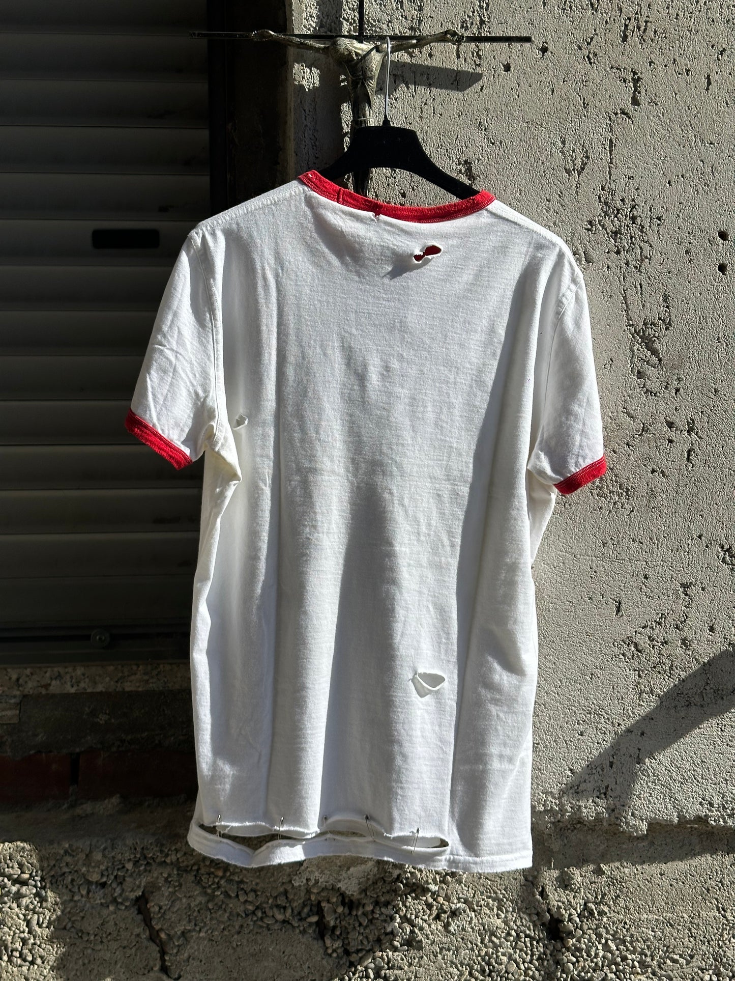 DSQUARED2 DISTRESSED FEVER TEE