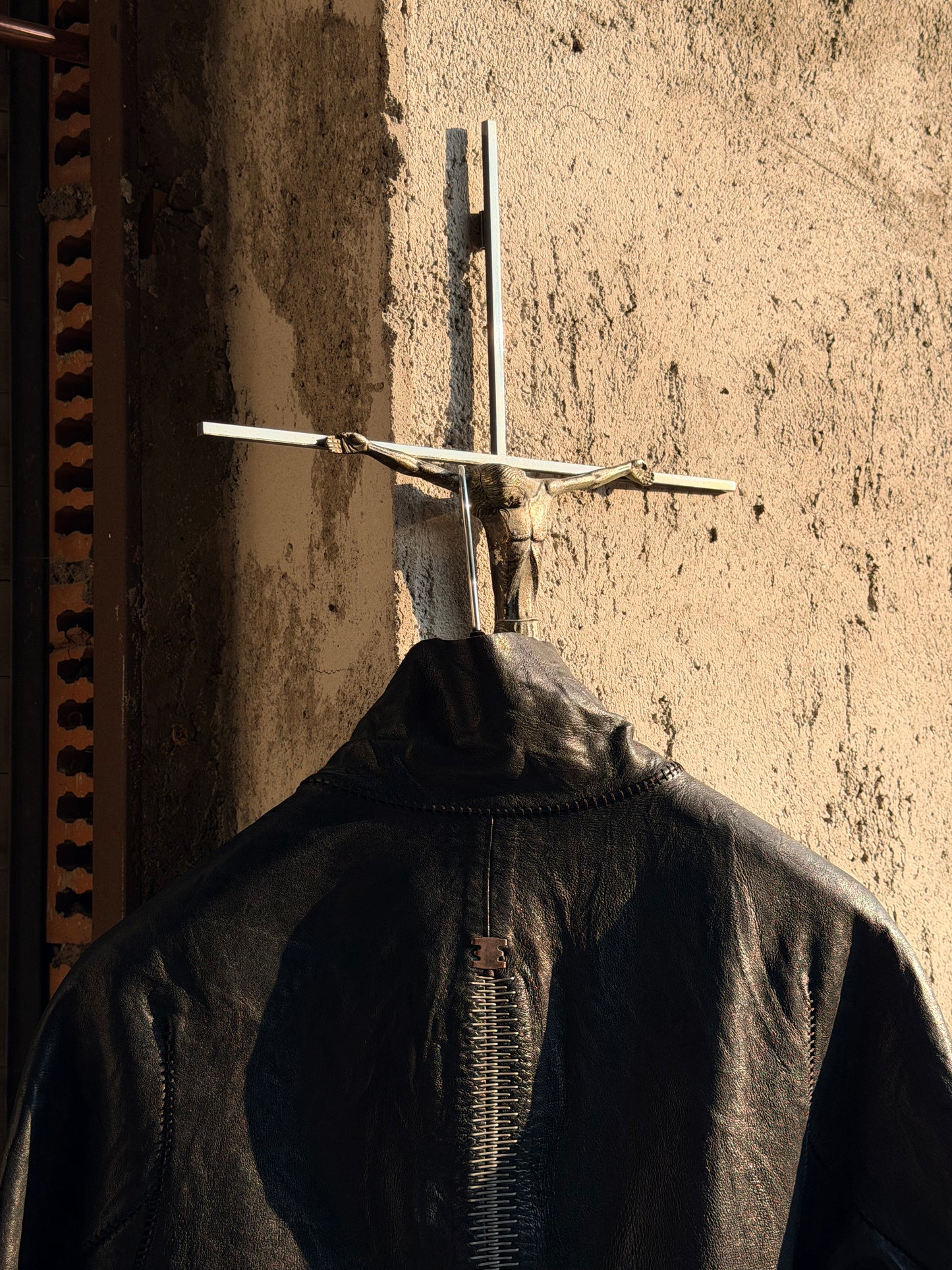 ISAAC SELLAM BACK SPINE JACKET