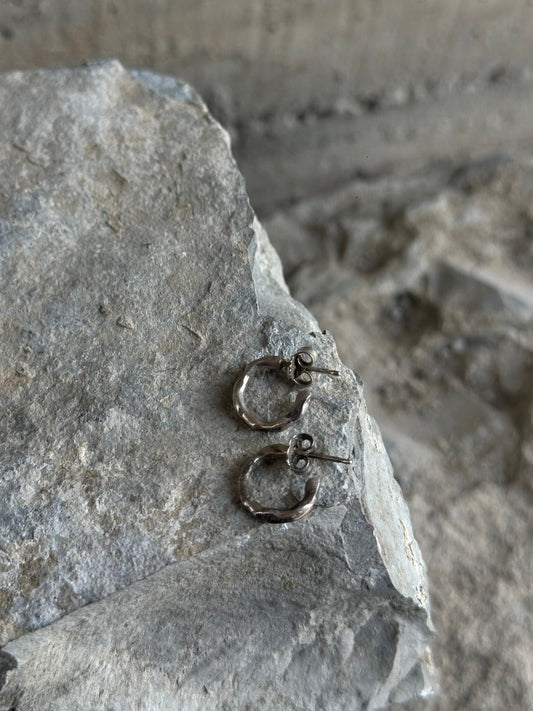 HANDMADE MINI MELTED SILVER EARRINGS