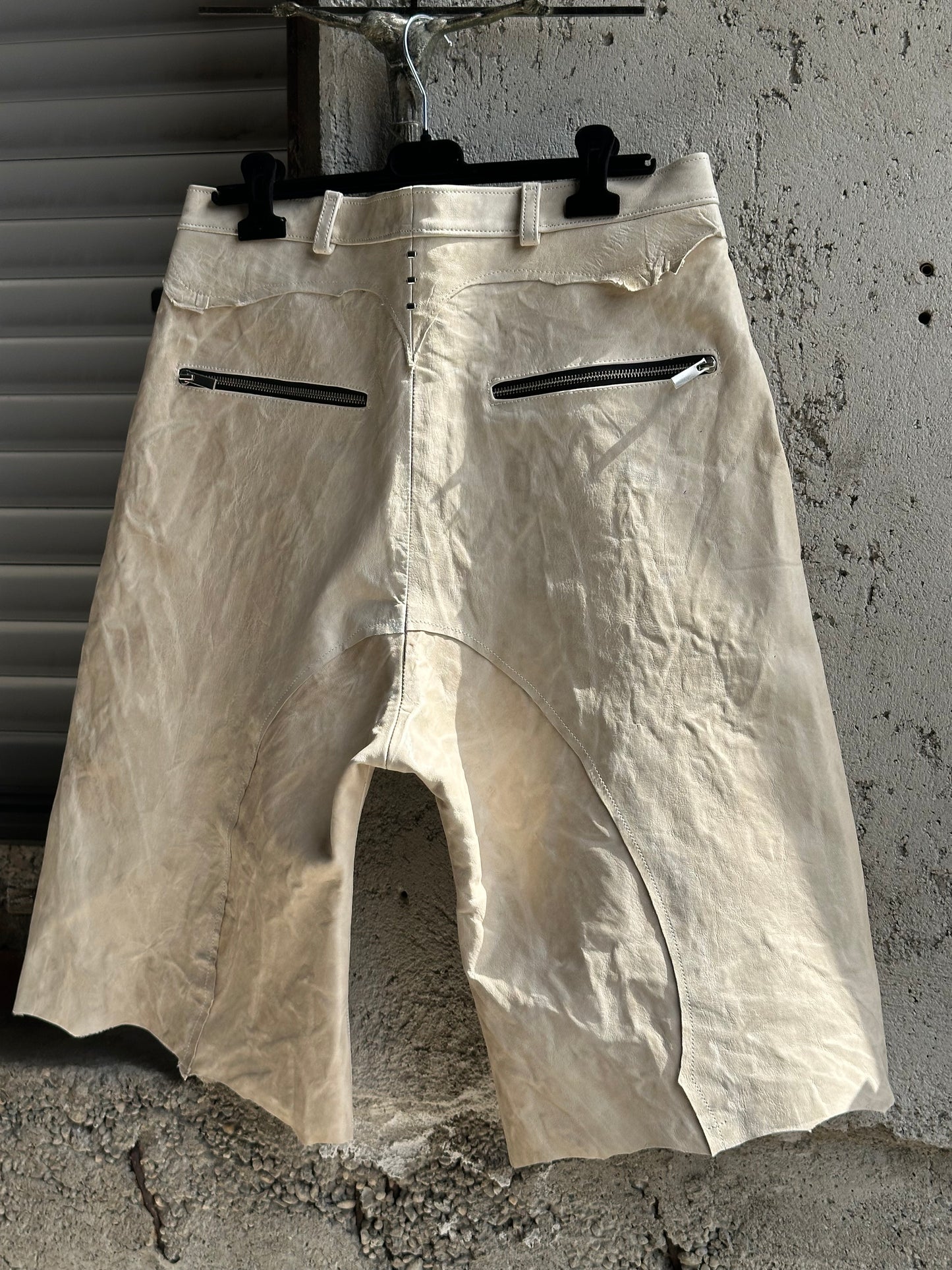 ALEKSANDER CECCO MONUMENTUS LUX TIBIA CUT PANTS