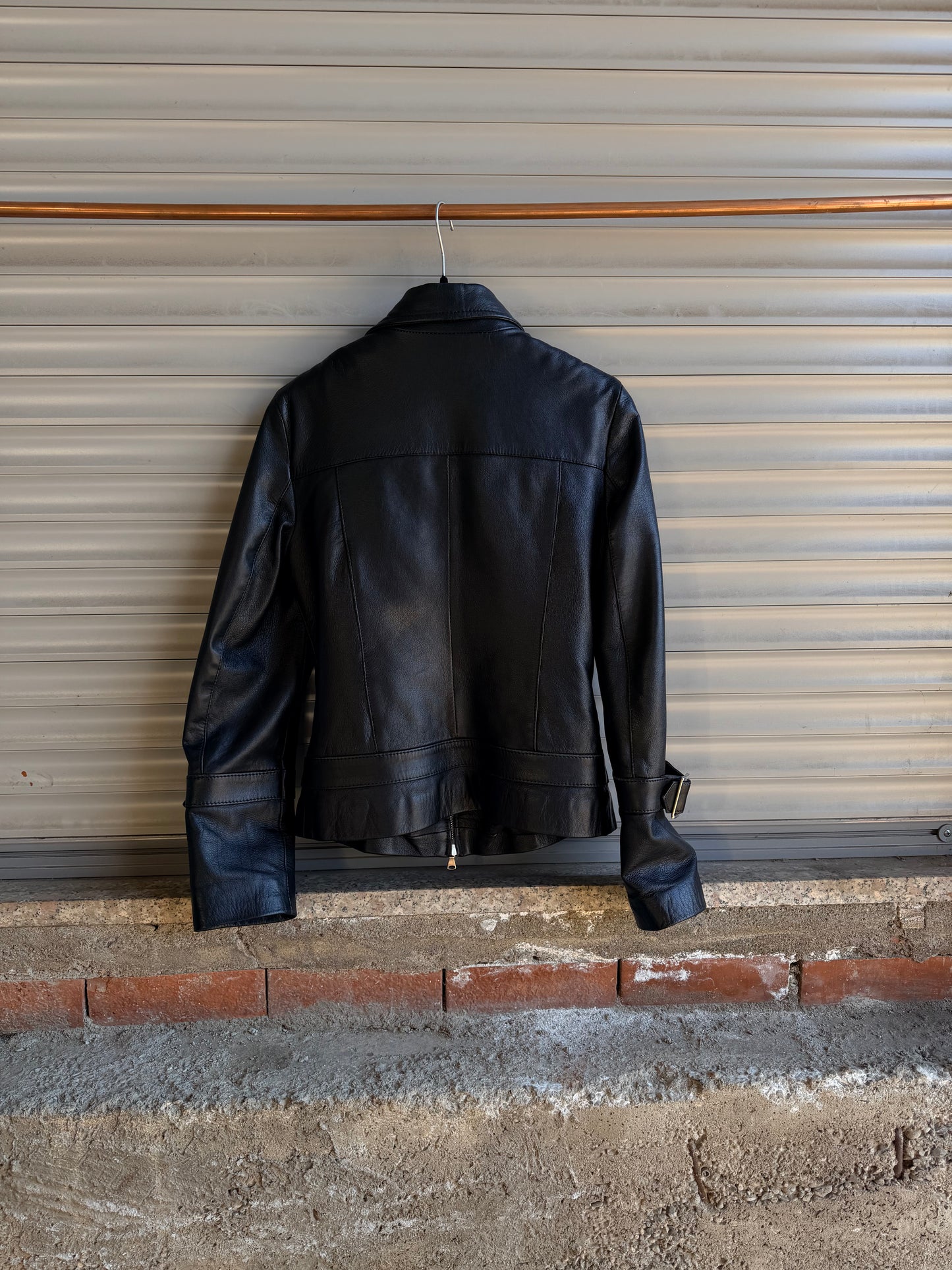 BUTTERFLY ZIPPED LEATHER JACKET