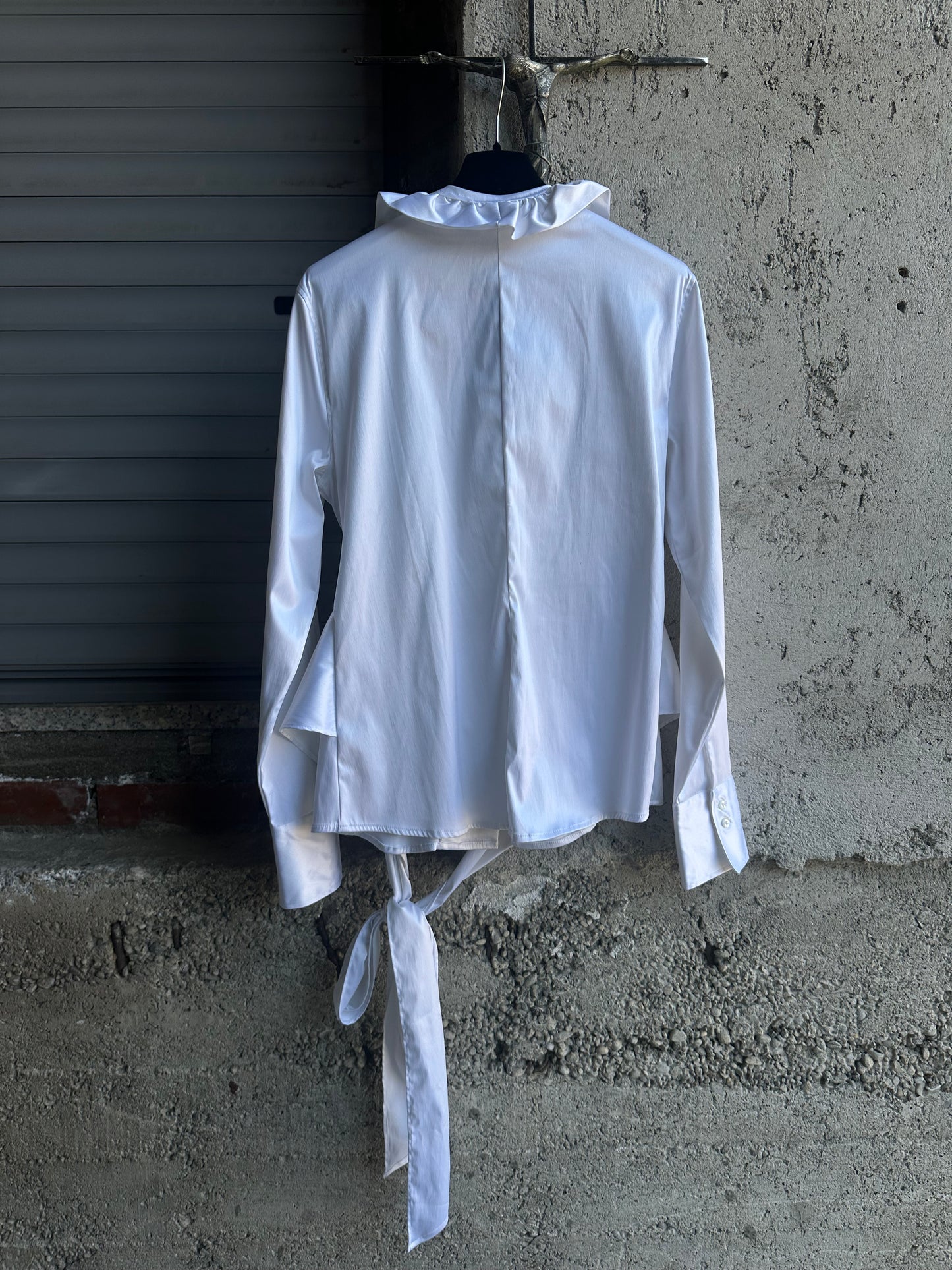 WHITE SILK SHIRT