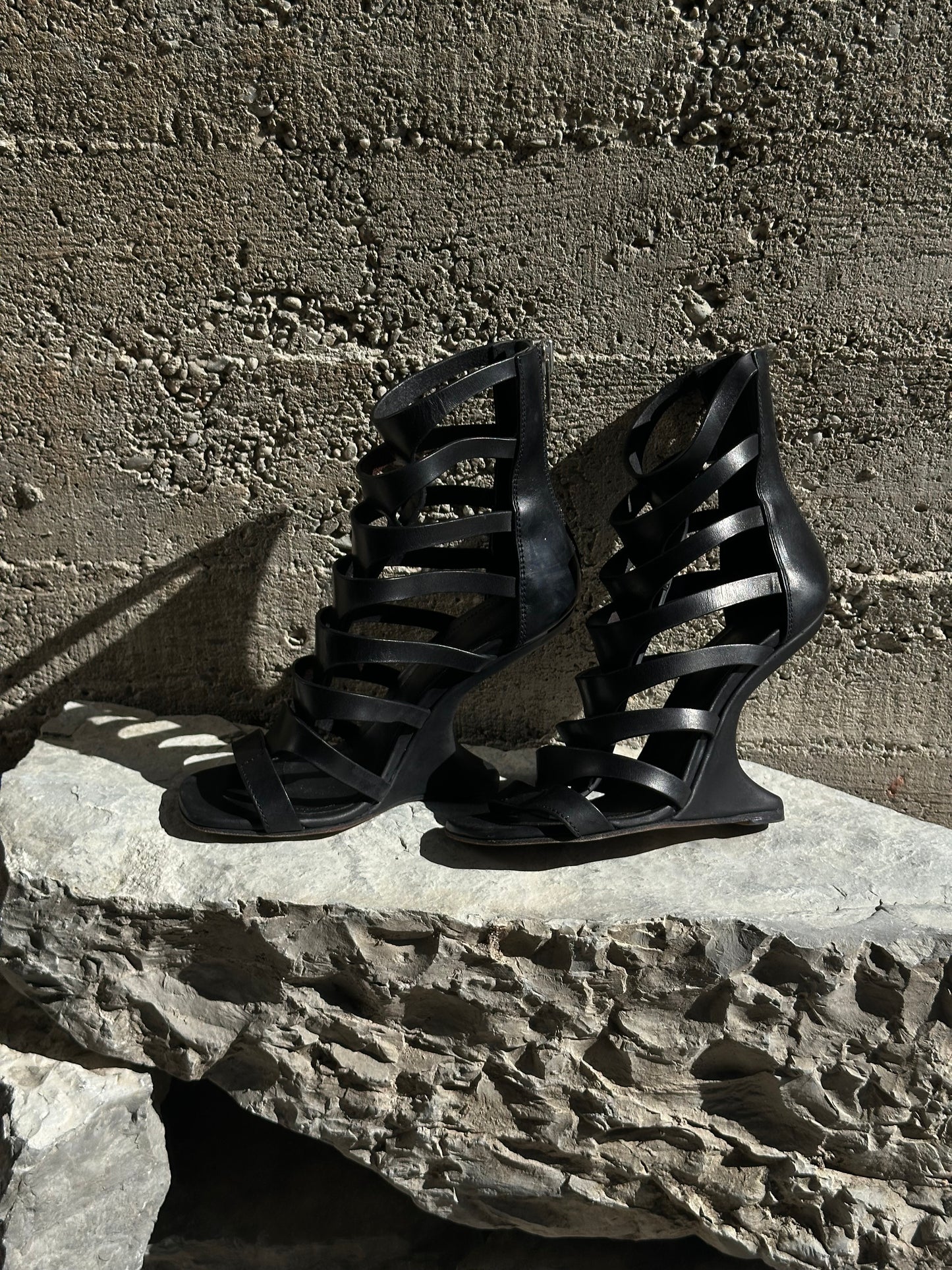 RICK OWENS NAUTILUS CANTILEVERED GLADIATOR WEDGE LEATHER SANDALS