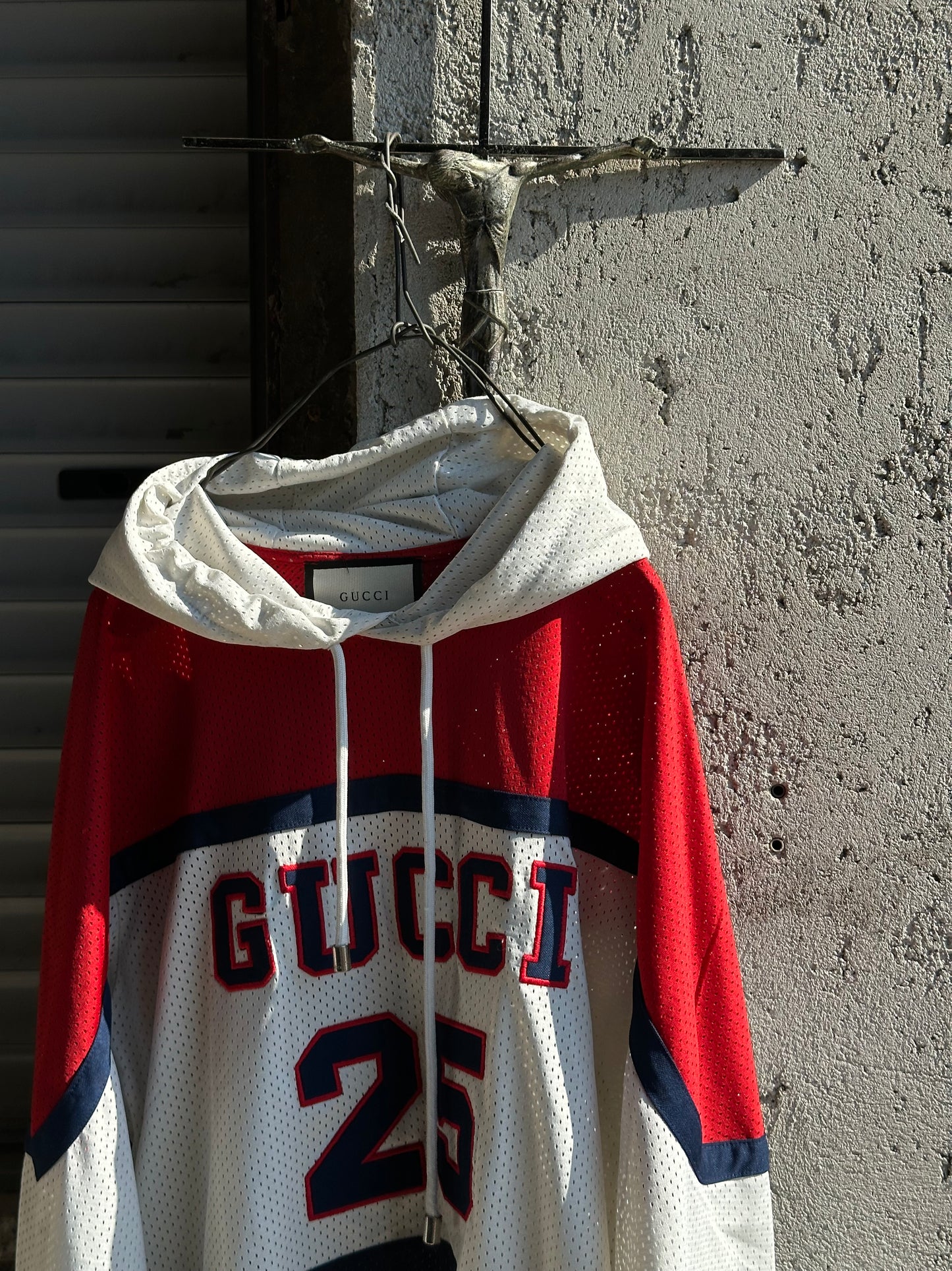 GUCCI COLLEGE HOODED T-SHIRT
