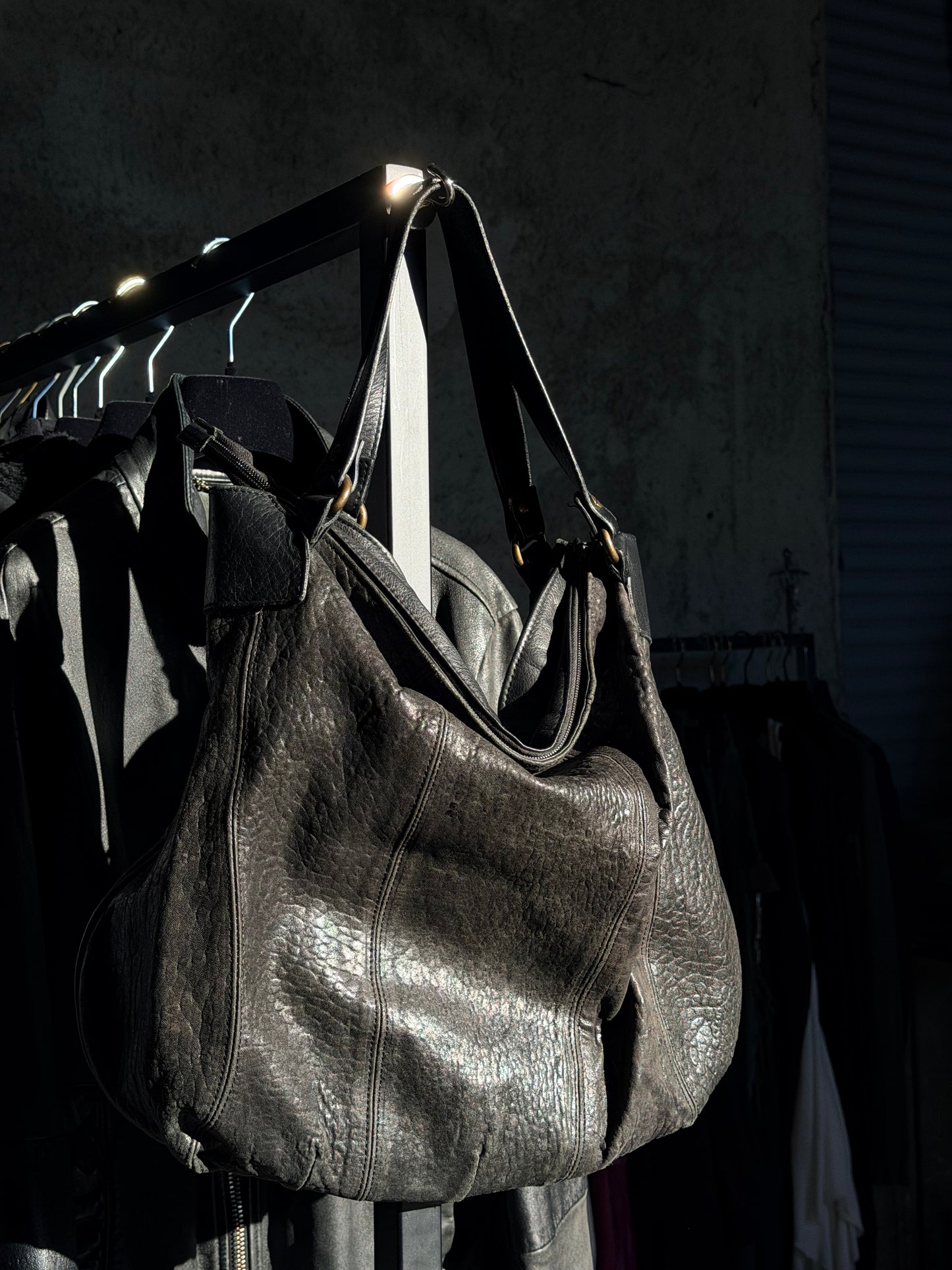 SLOUCHY LEATHER BAG