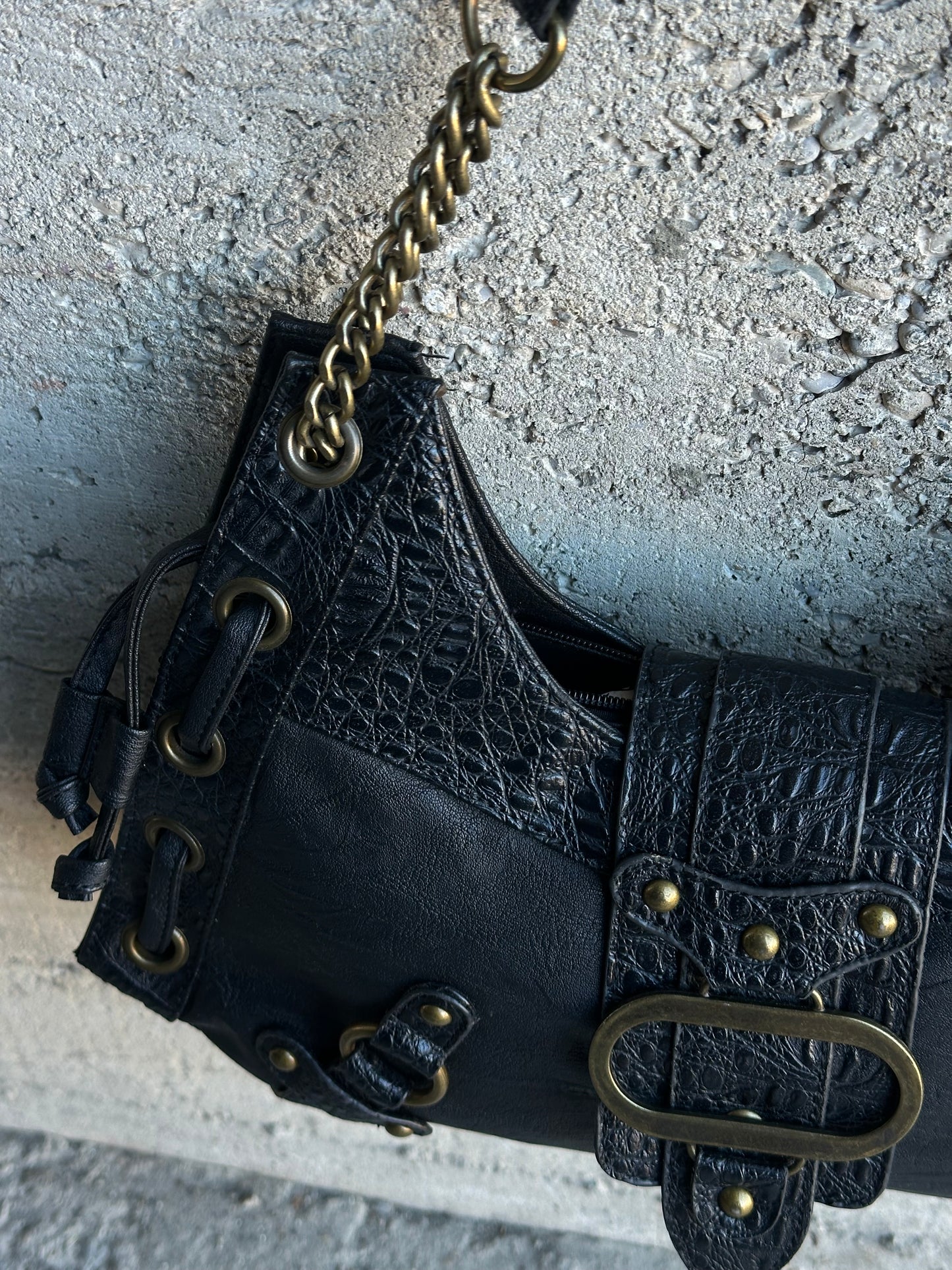 MEDIEVAL LEATHER BAG