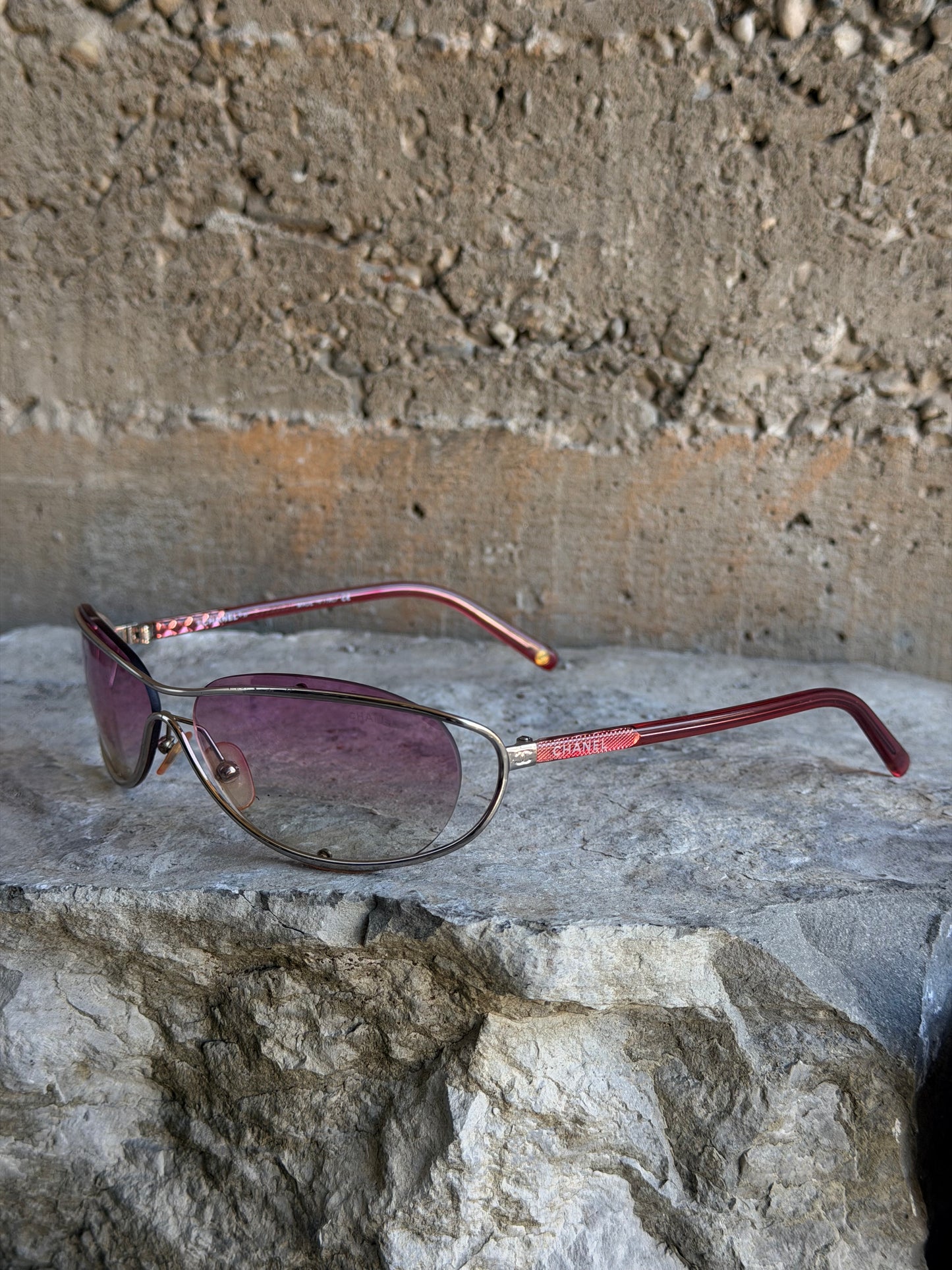 CHANEL EARLY 2000’ RUNWAY PINK SUNGLASSES