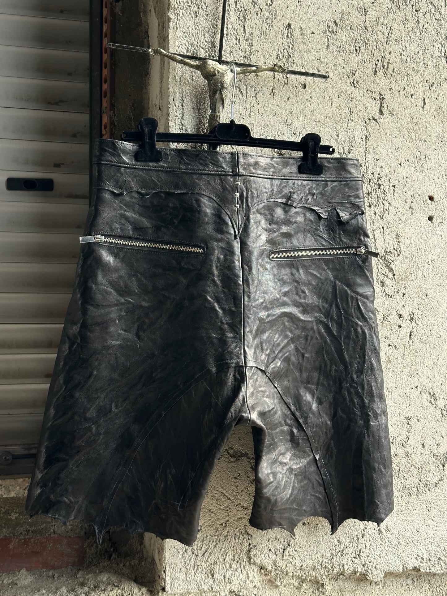 ALEKSANDER CECCO MONUMENTUS TENEBRAE TIBIA CUT PANTS