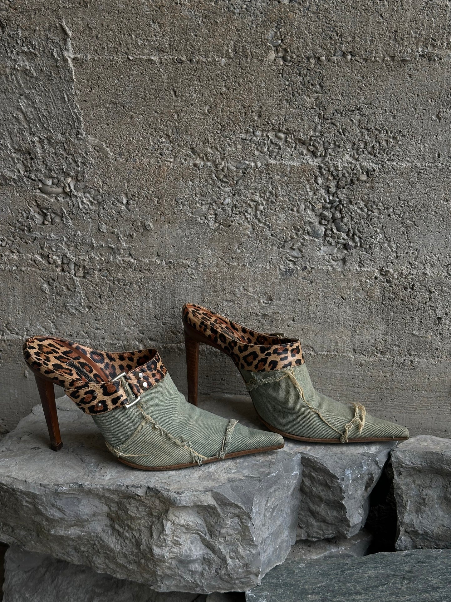 GIANMARCO LORENZI DENIM & LEOPARD MULES