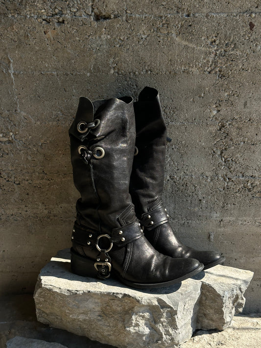 TEXAN HARNESS SLOUCHY WASHED LEATHER BOOTS