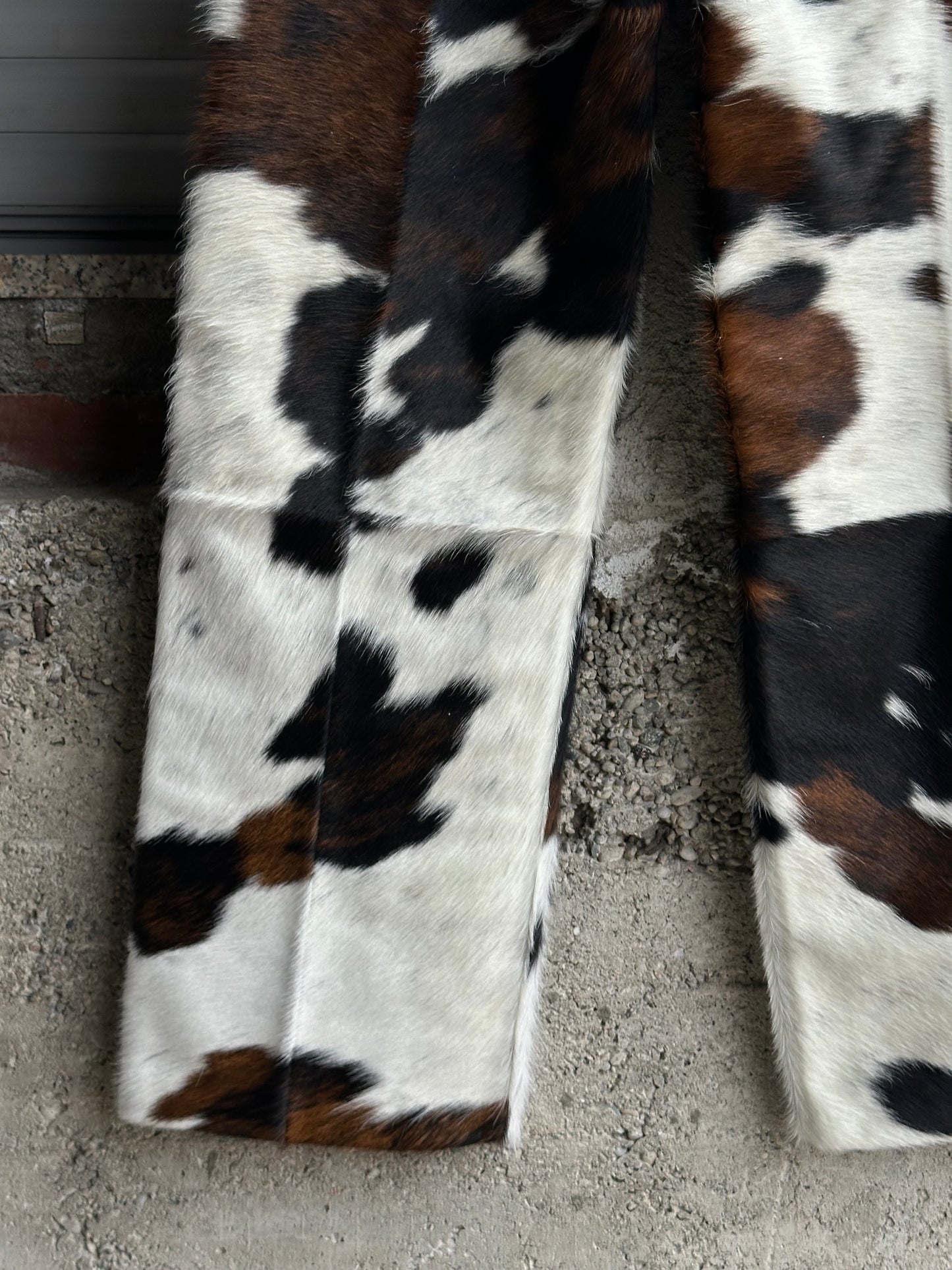ION ACHILLES GABRIEL COWHIDE BAGGY PANTS