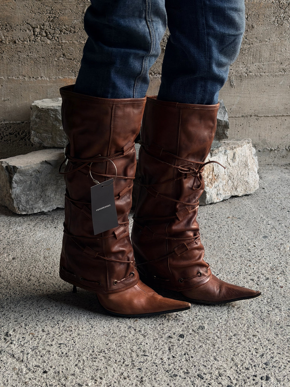 OVER WARMERS LACED BOOTS