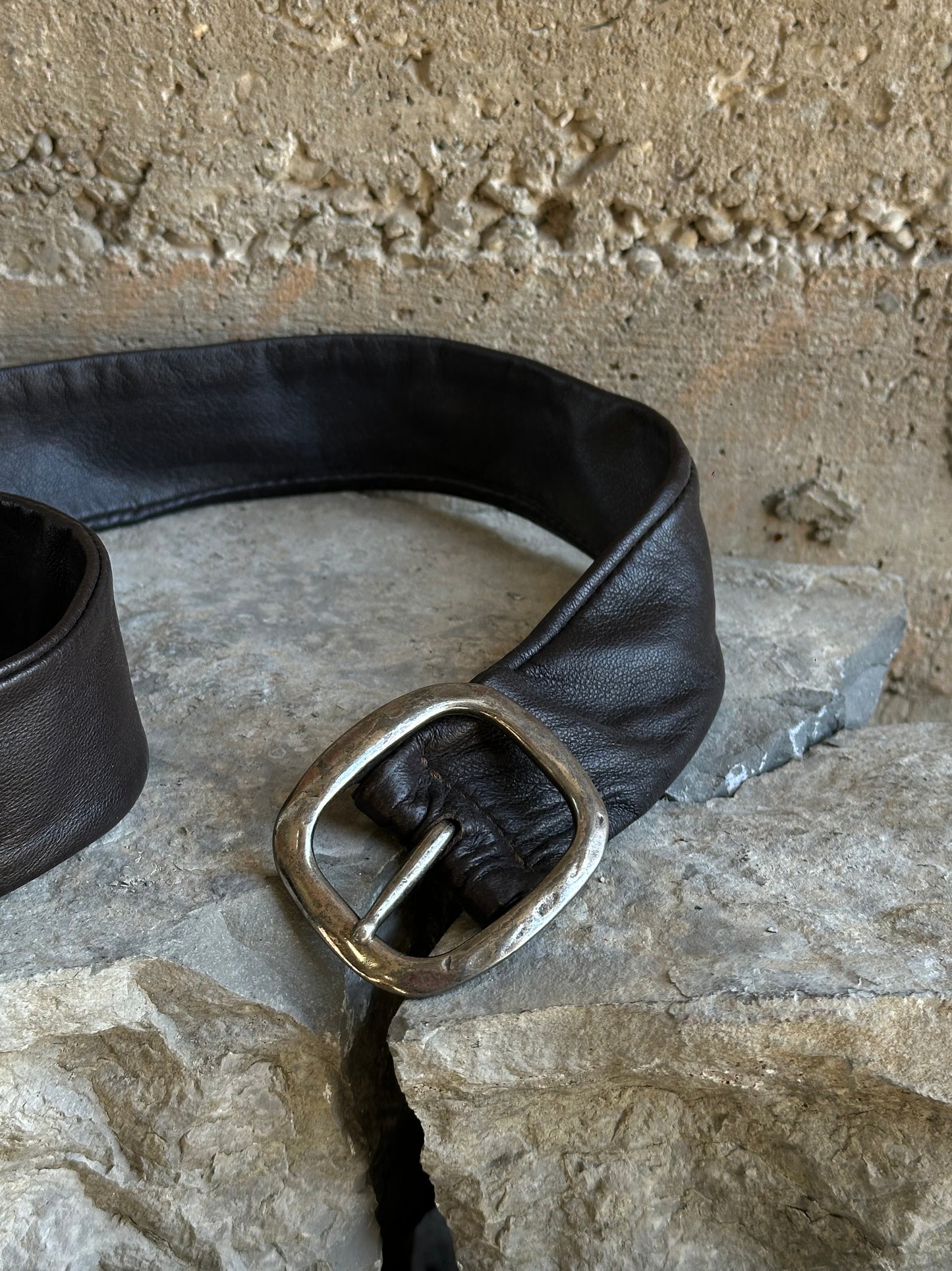 BROWN LEATHER BELT