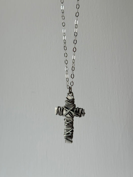 HAILV SILVER UNIQUE CROSS NECKLACE