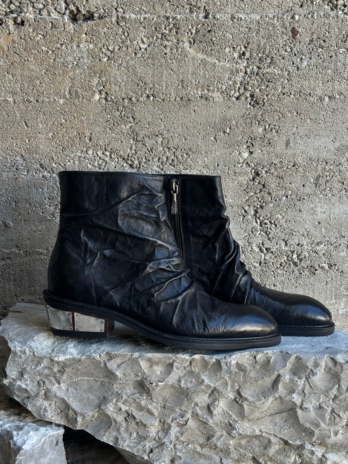 CREASED LEATHER BOOTS WITH 925 SILVER DETAILS