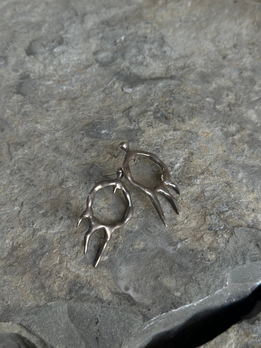 HANDMADE MELTED SHARP SILVER EARRINGS